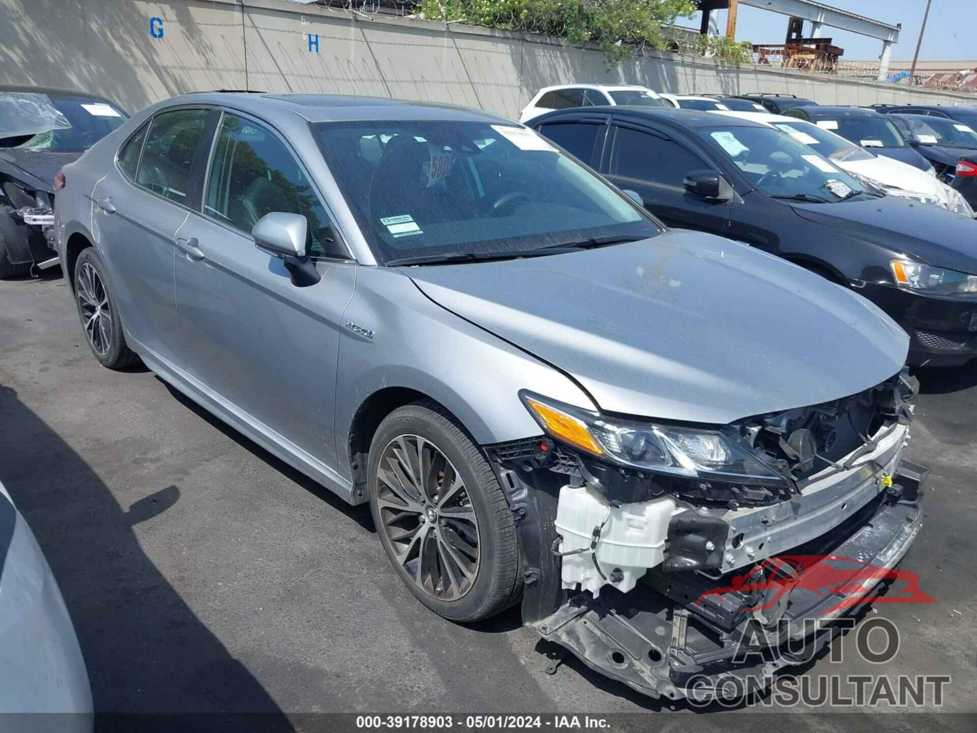 TOYOTA CAMRY 2020 - 4T1J31AK6LU518365