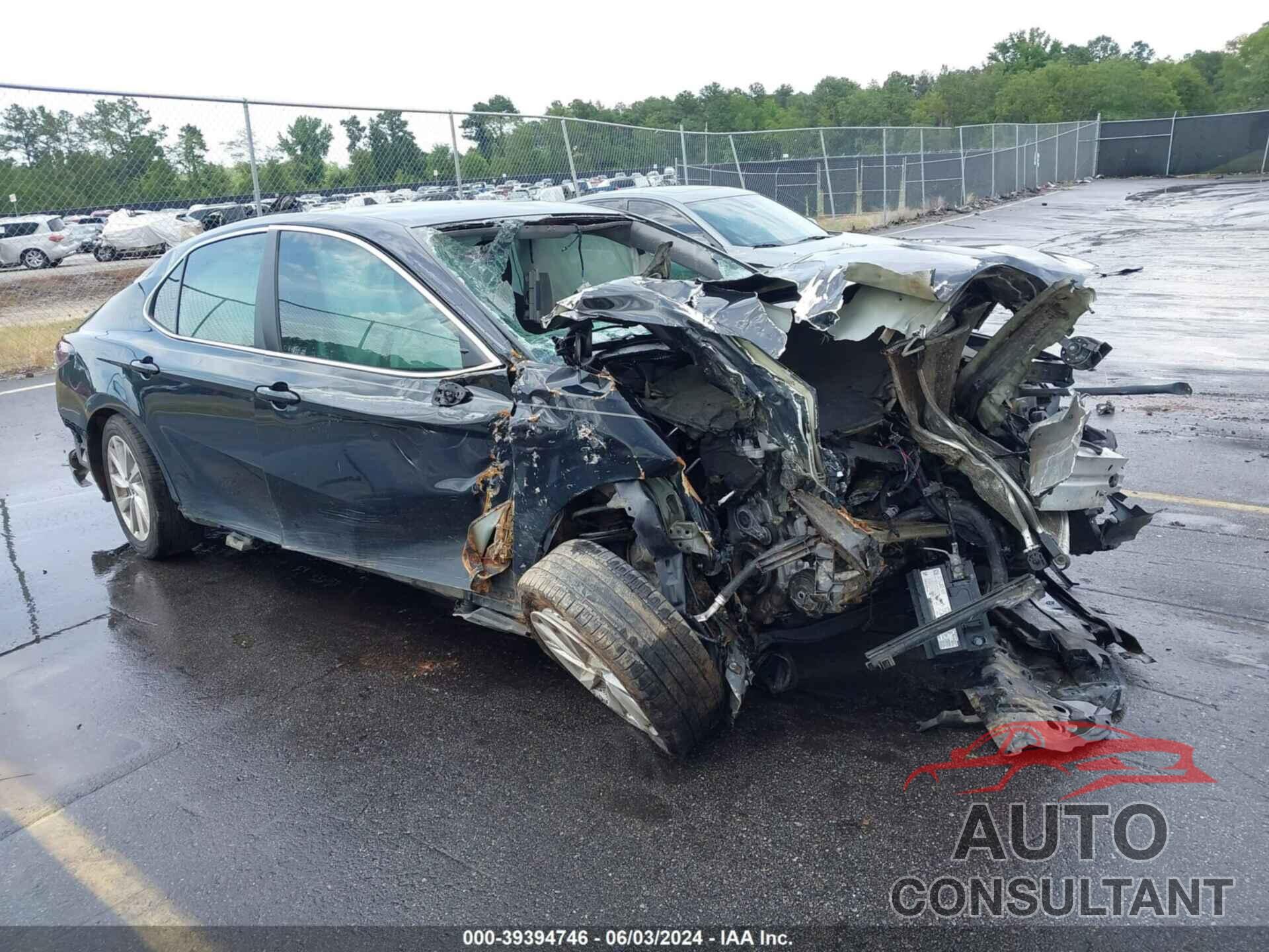 TOYOTA CAMRY 2023 - 4T1C11AK2PU126584