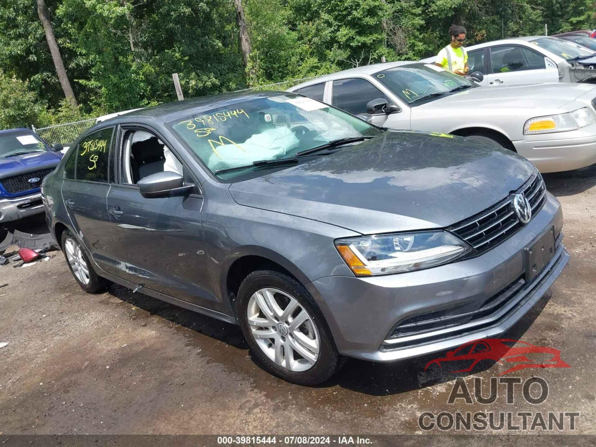 VOLKSWAGEN JETTA 2018 - 3VW2B7AJ1JM219547