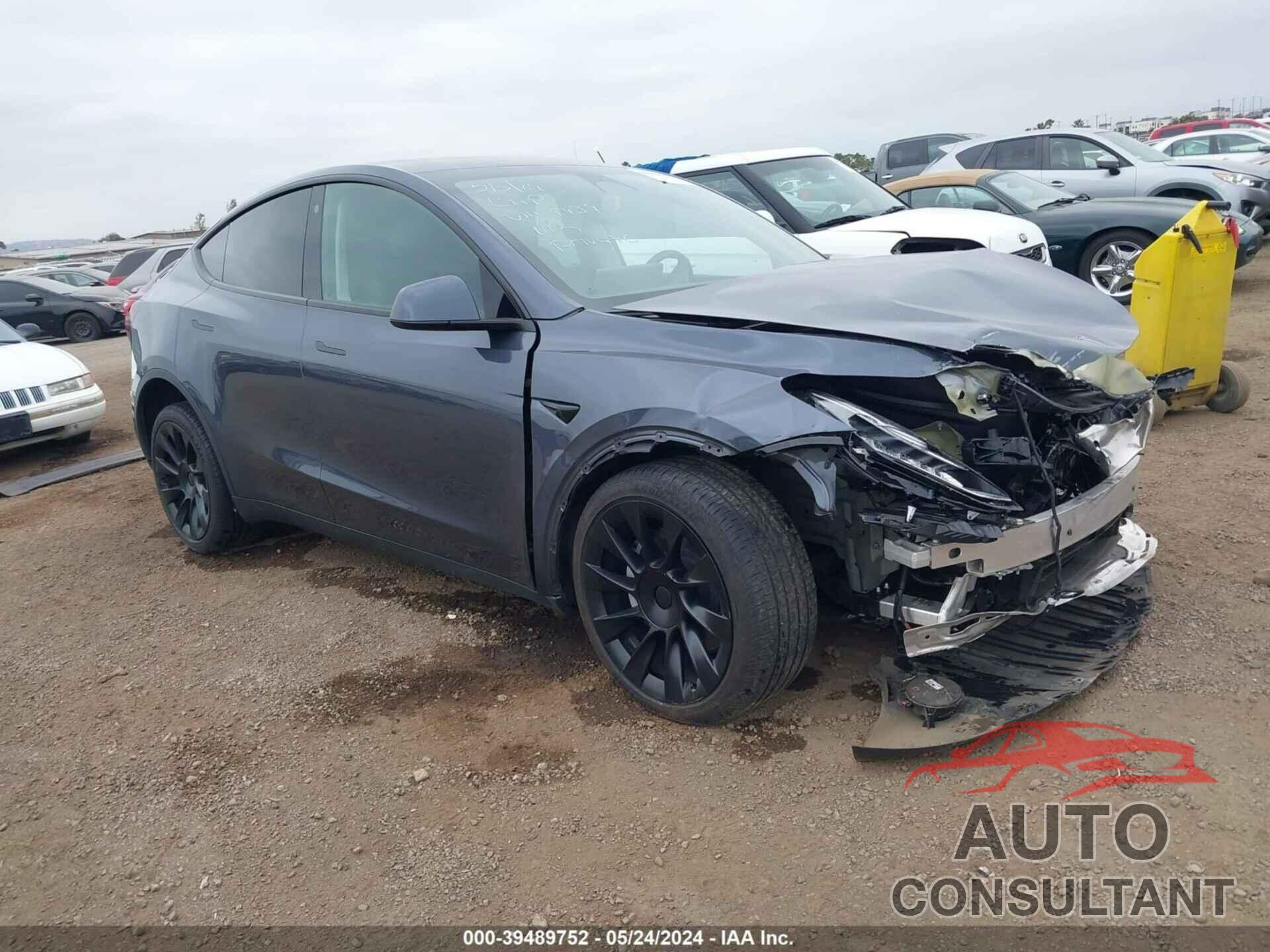 TESLA MODEL Y 2023 - 7SAYGDEE6PA109939