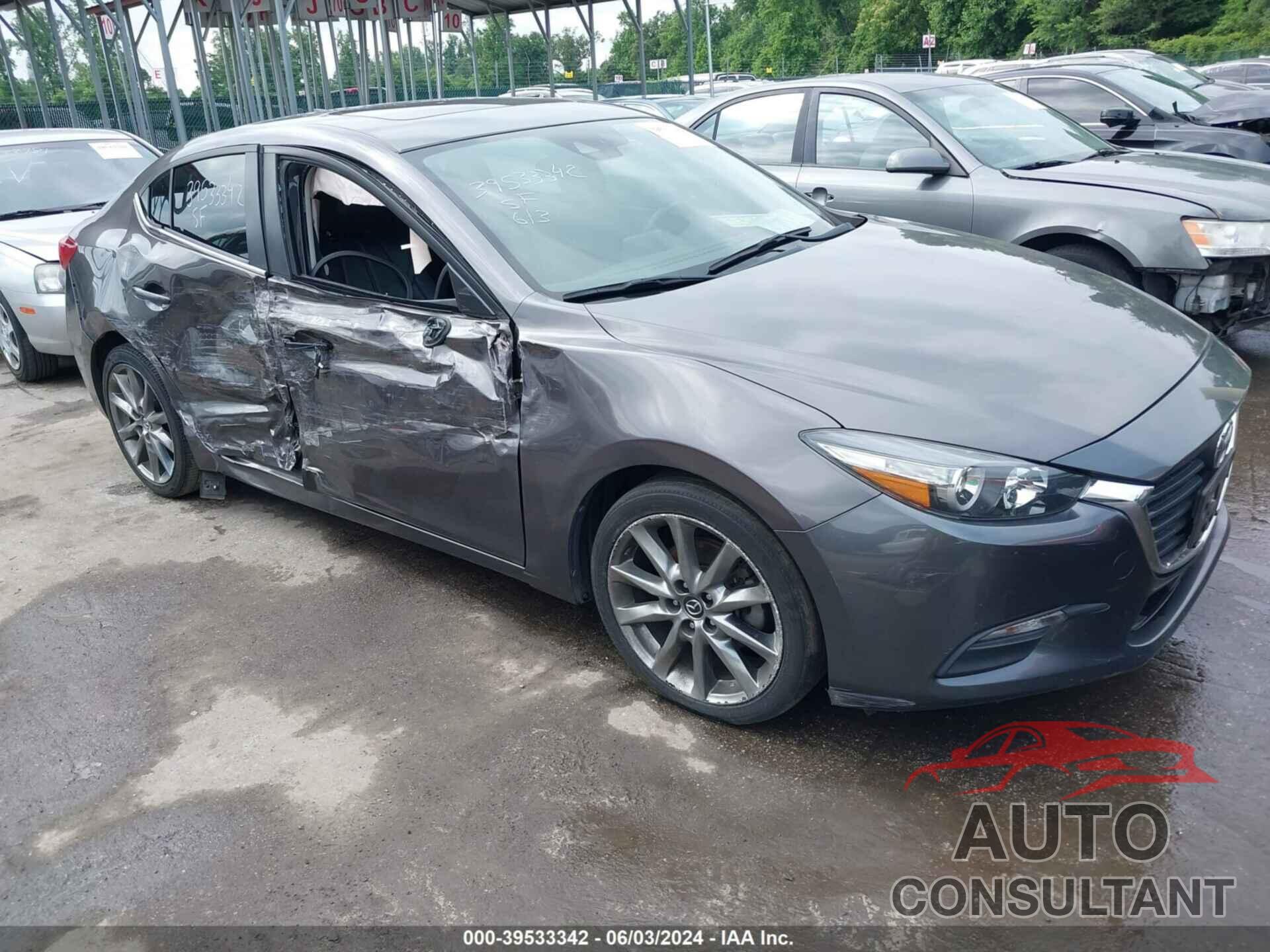 MAZDA MAZDA3 2018 - 3MZBN1V35JM255869