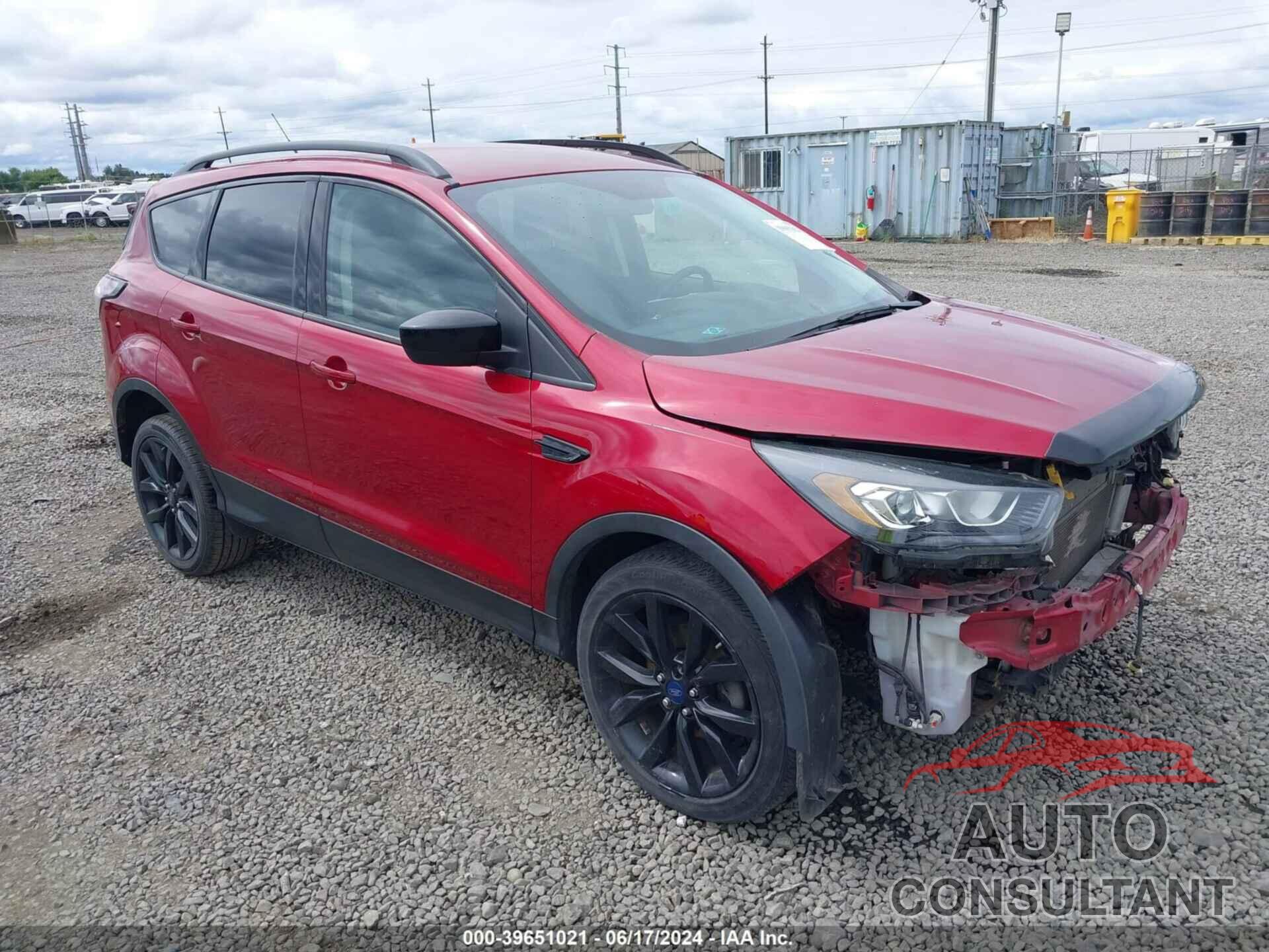 FORD ESCAPE 2017 - 1FMCU0GD7HUE19005