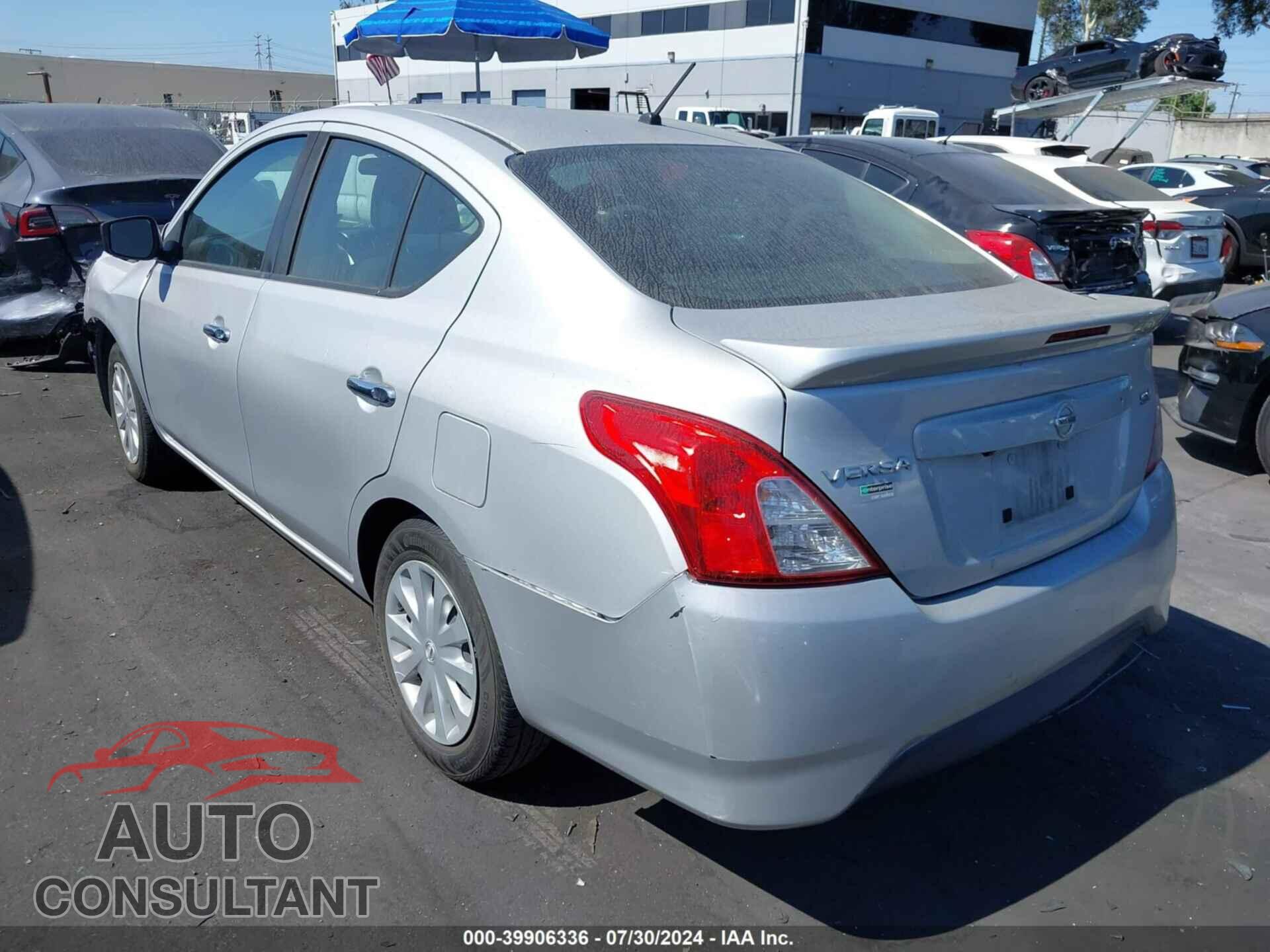 NISSAN VERSA 2019 - 3N1CN7AP3KL875052