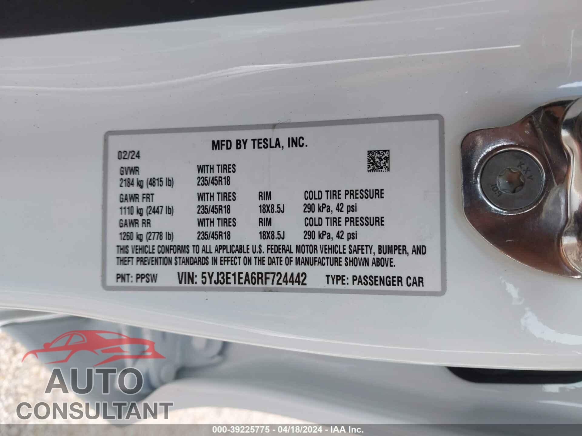 TESLA MODEL 3 2024 - 5YJ3E1EA6RF724442