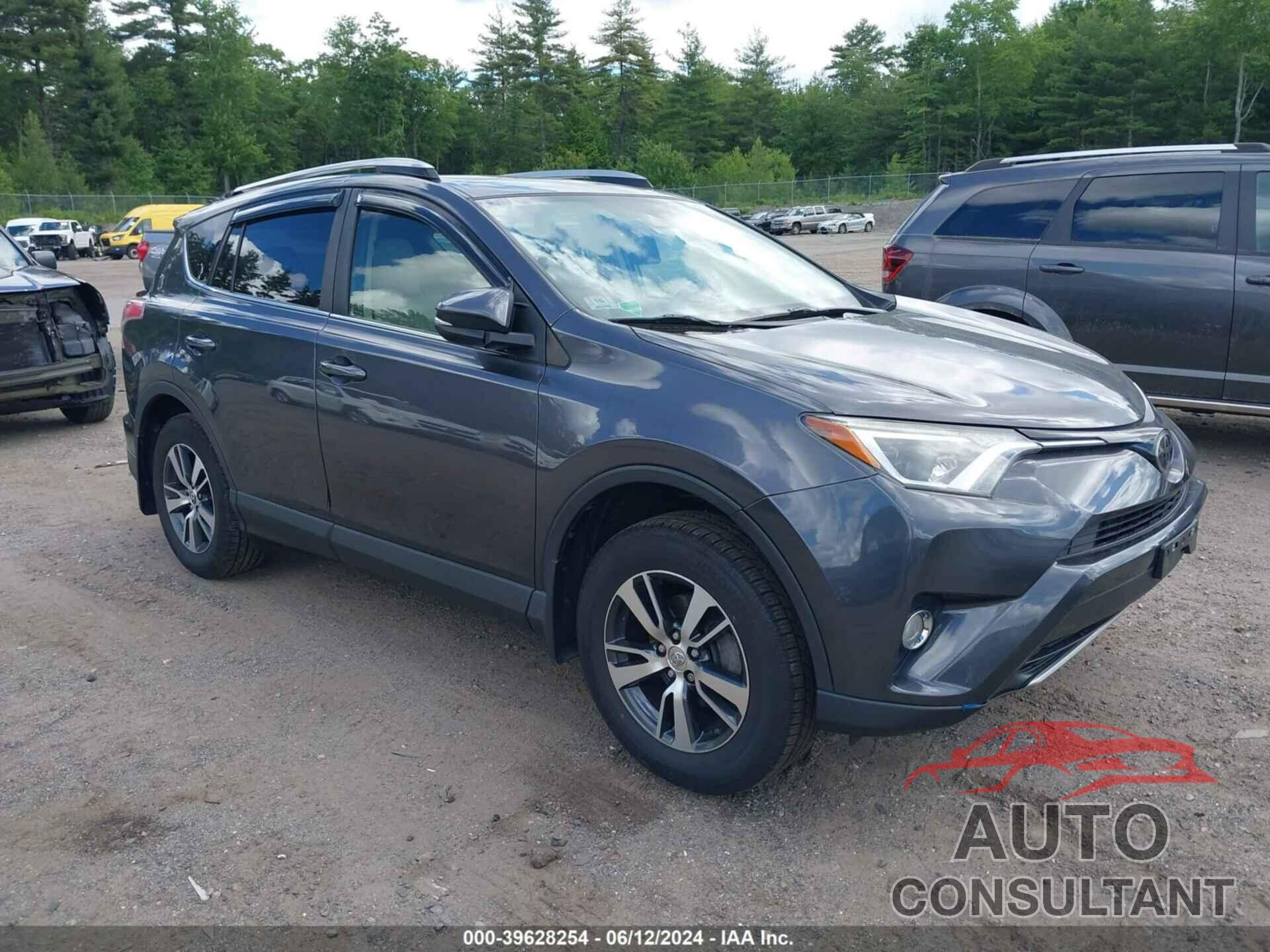 TOYOTA RAV4 2017 - JTMRFREVXHJ146362