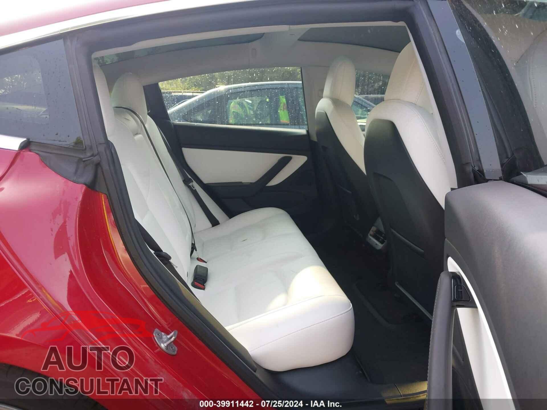 TESLA MODEL 3 2019 - 5YJ3E1EB5KF192664
