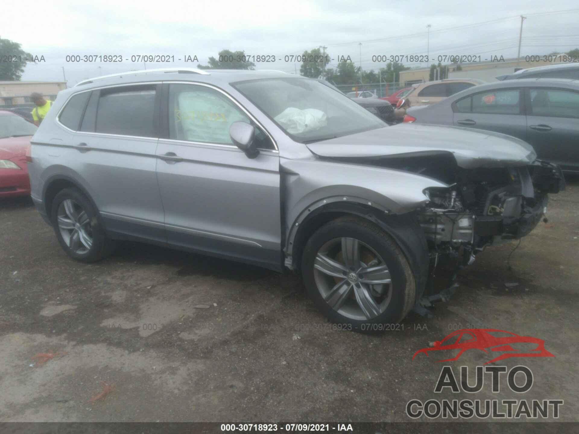 VOLKSWAGEN TIGUAN 2020 - 3VV2B7AX2LM135166