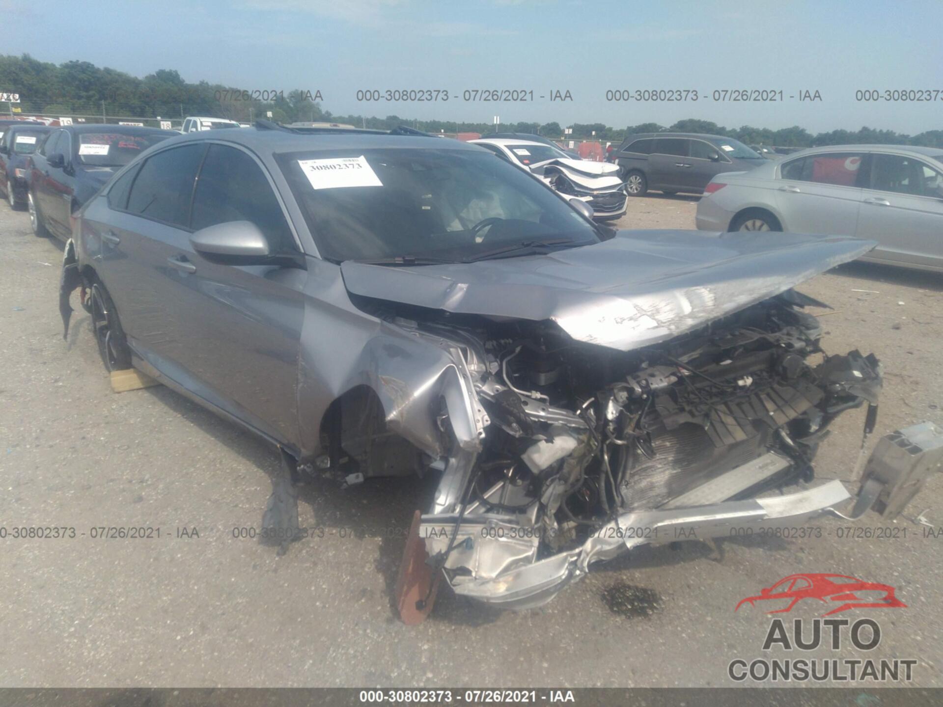 HONDA ACCORD SEDAN 2018 - 1HGCV2F38JA053439