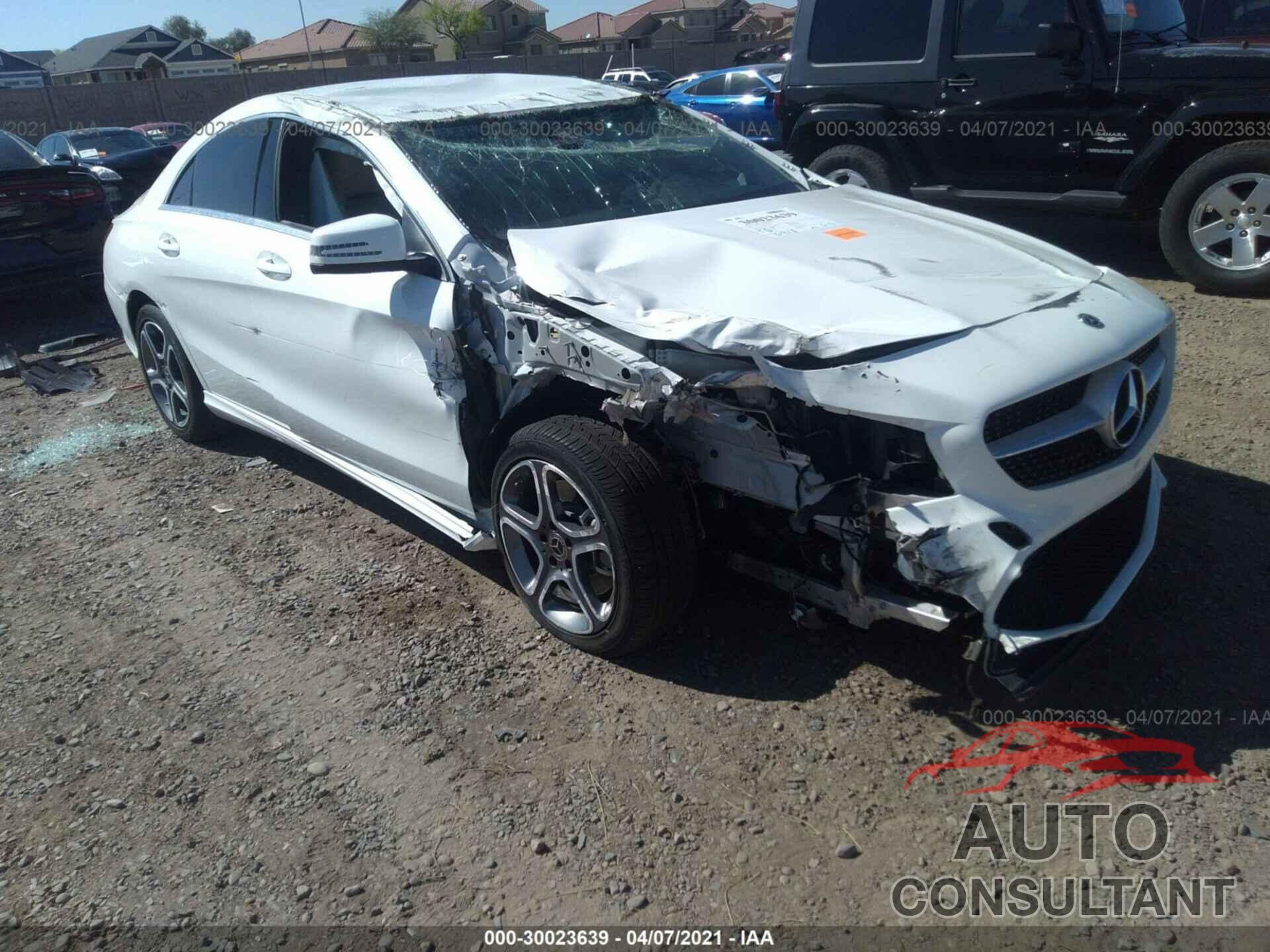 MERCEDES-BENZ CLA 2019 - WDDSJ4EB4KN776392