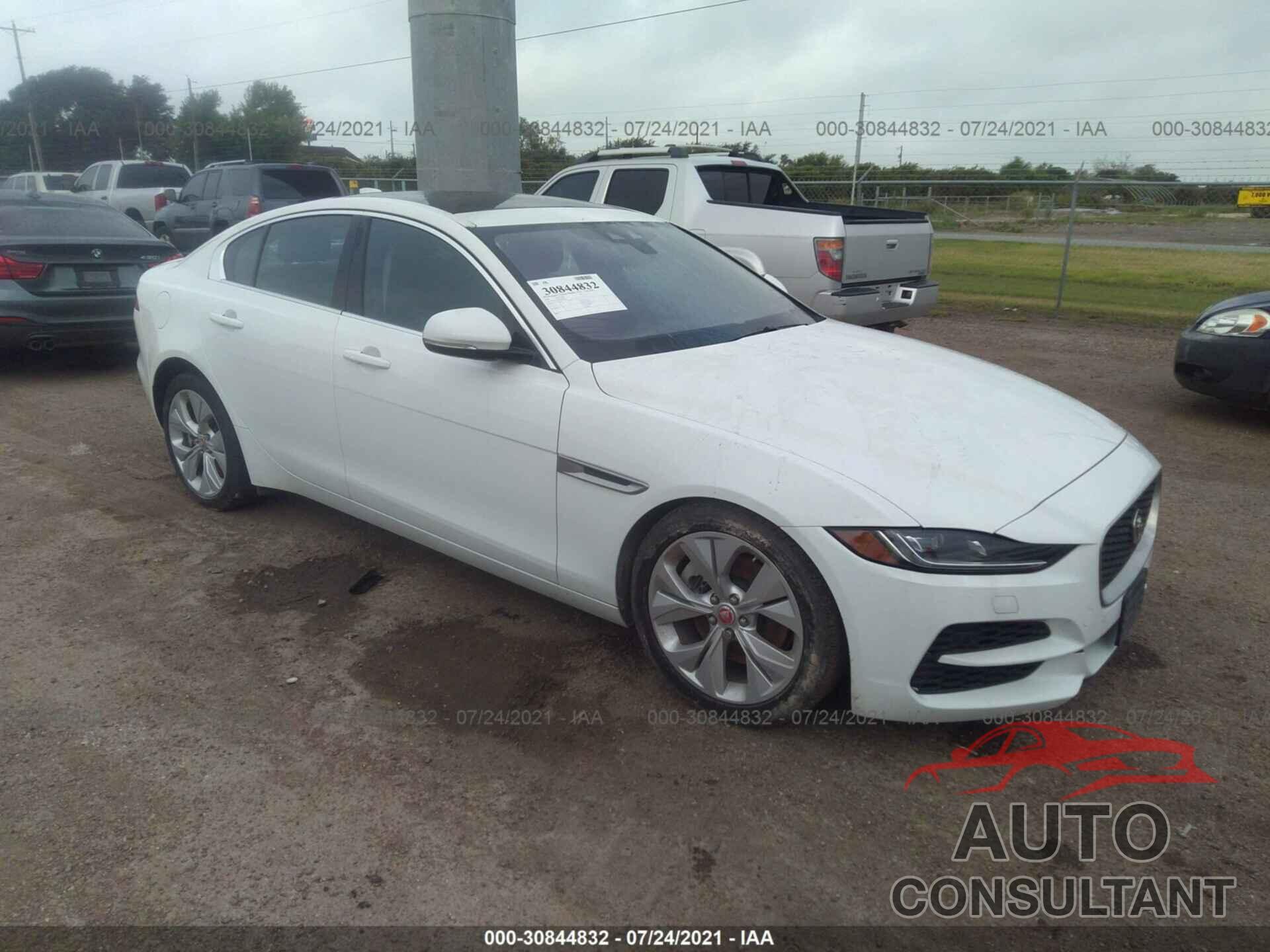 JAGUAR XE 2020 - SAJAE4FX8LCP64314