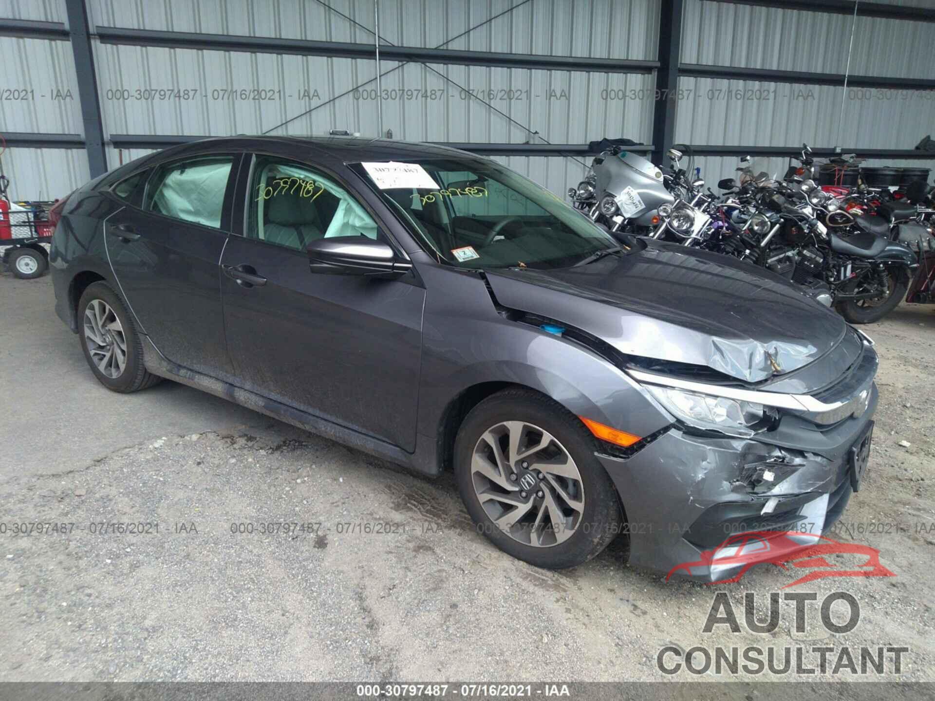 HONDA CIVIC SEDAN 2017 - 19XFC2F74HE217264