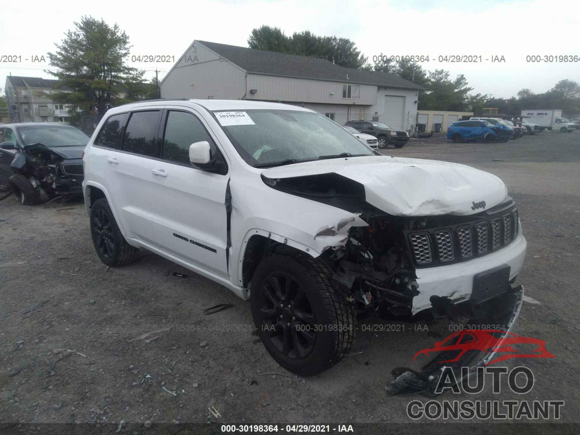 JEEP GRAND CHEROKEE 2018 - 1C4RJFAG9JC210552