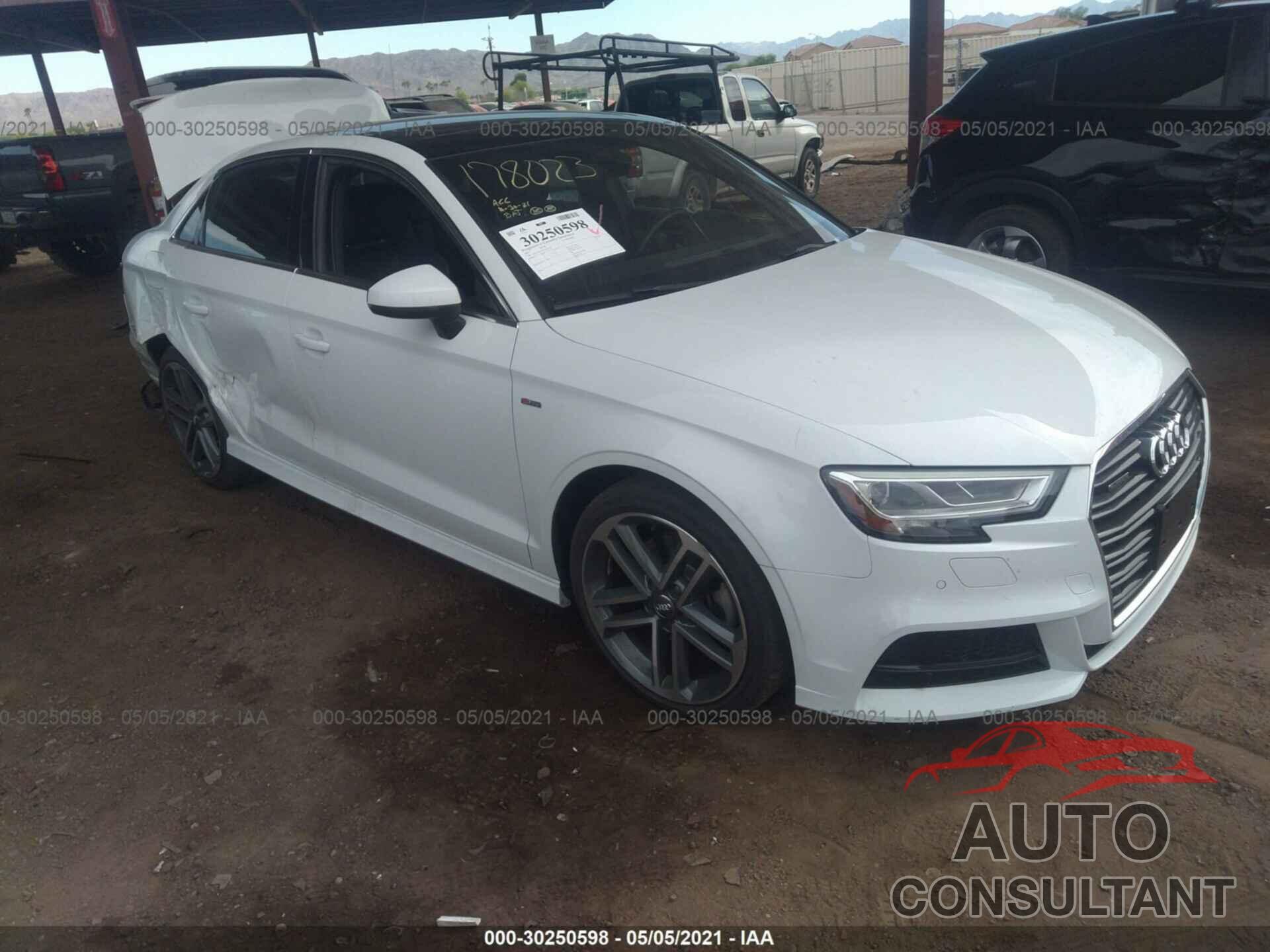 AUDI A3 SEDAN 2017 - WAUJ8GFF3H1037709