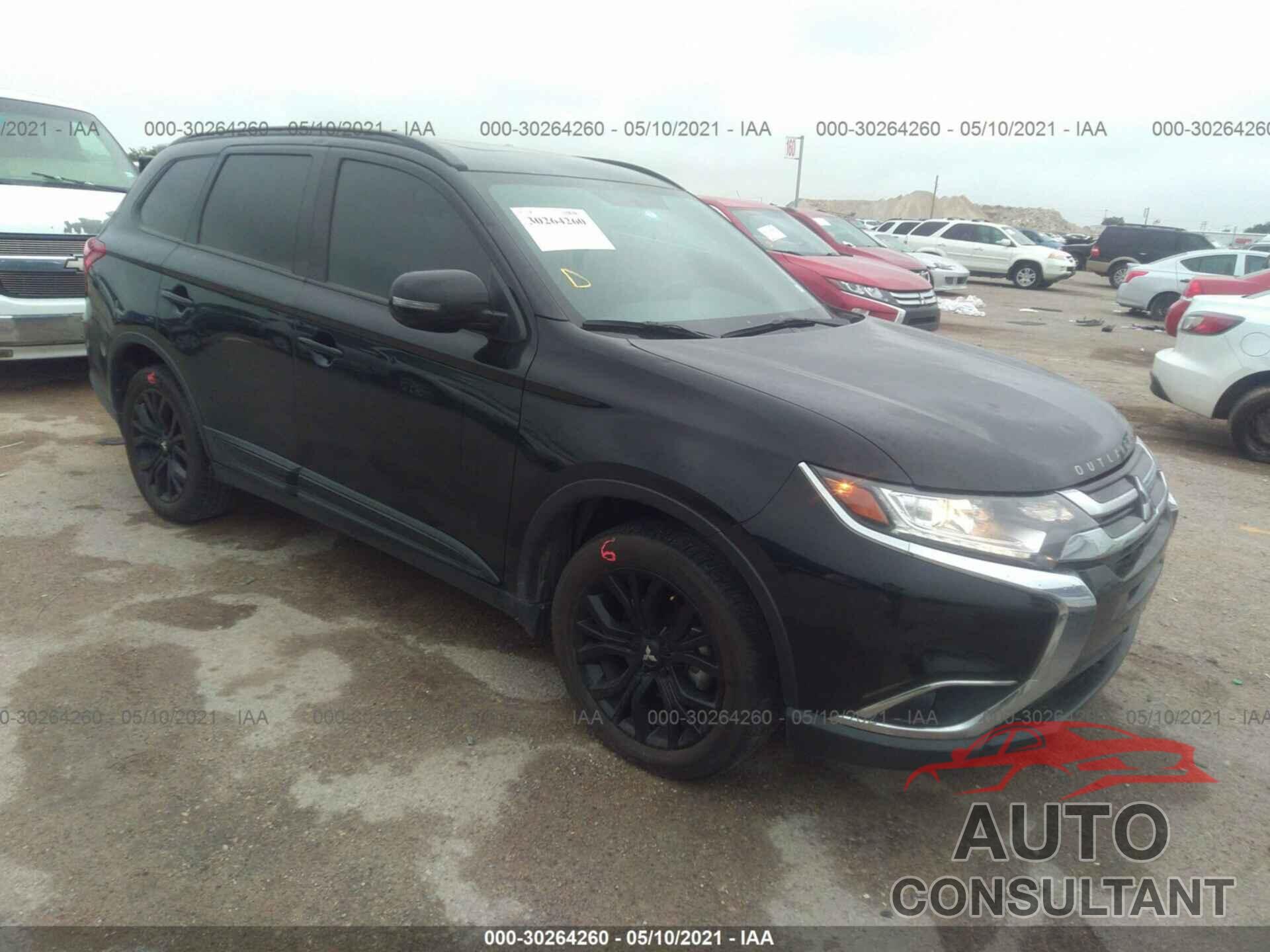 MITSUBISHI OUTLANDER 2018 - JA4AD3A3XJZ031671