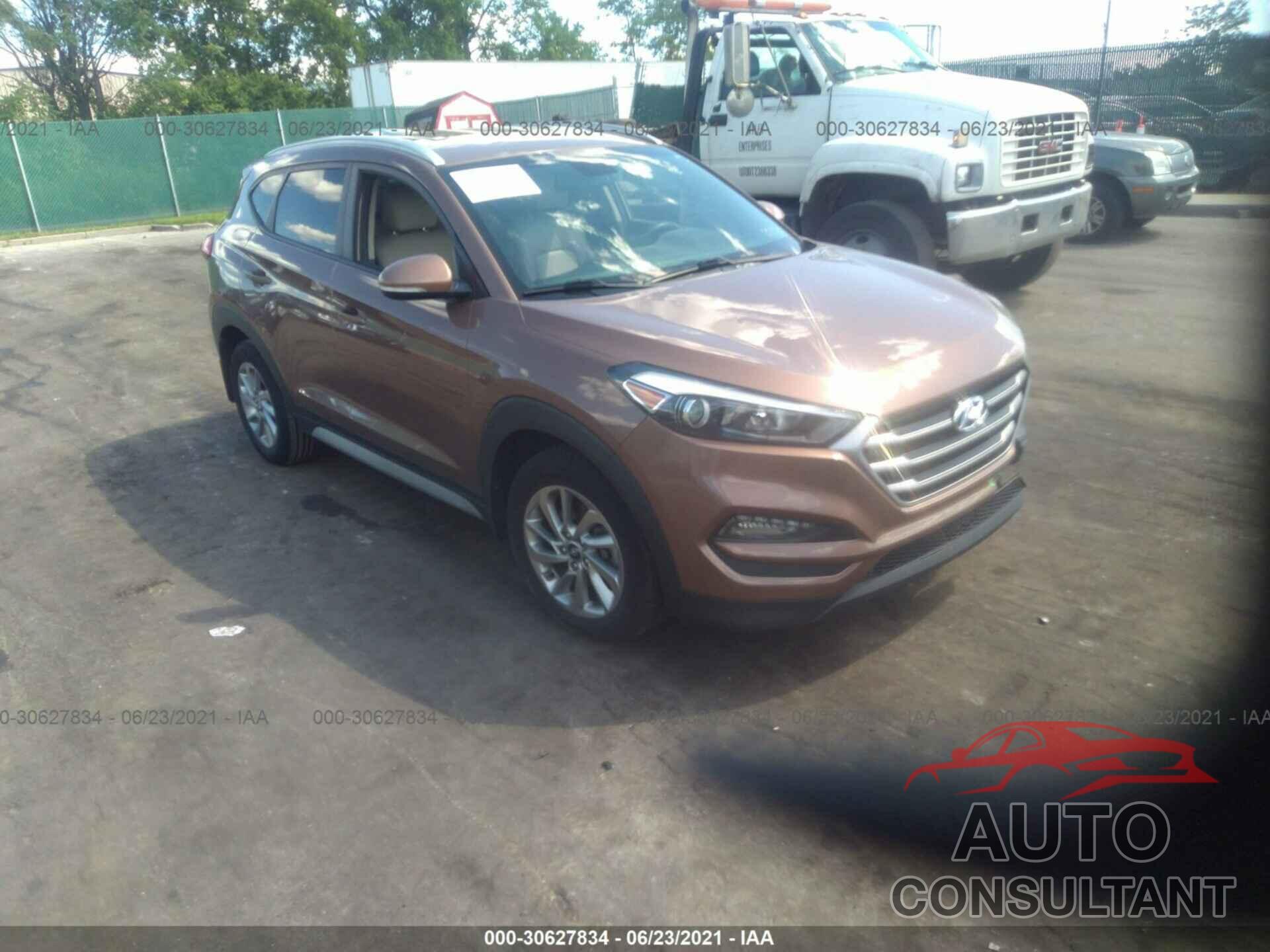 HYUNDAI TUCSON 2017 - KM8J3CA48HU440109