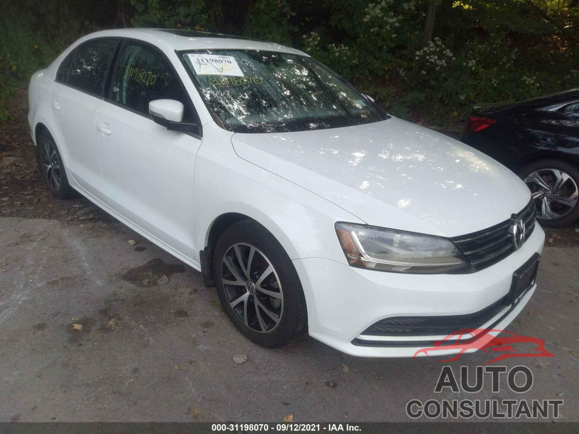VOLKSWAGEN JETTA 2017 - 3VWDB7AJ5HM203158