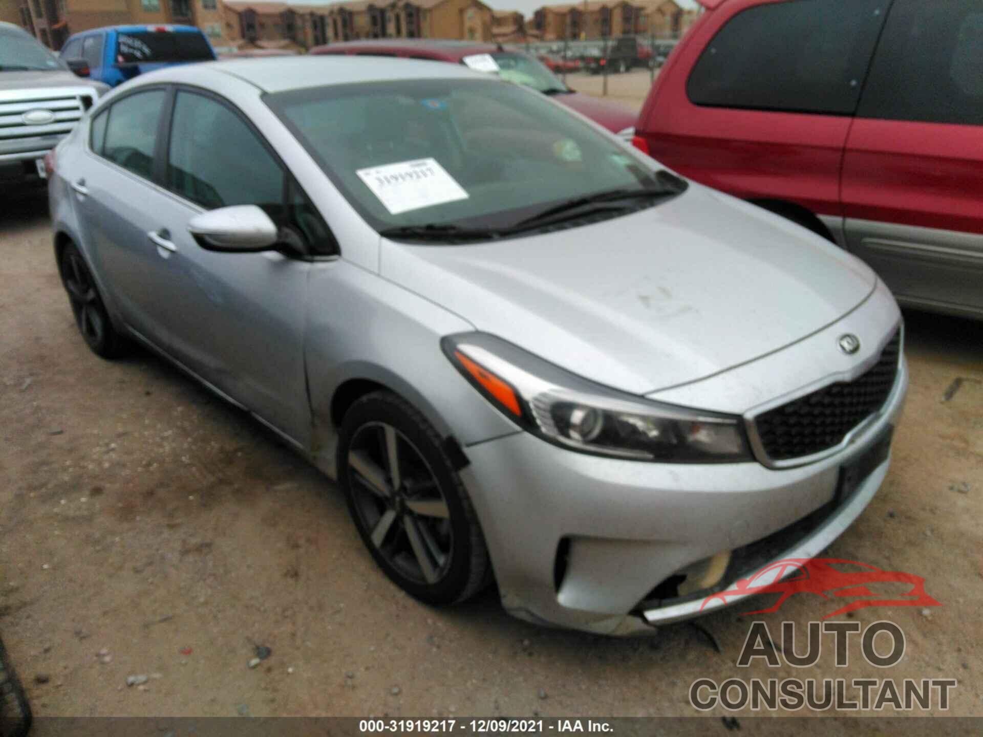 KIA FORTE 2017 - 3KPFL4A87HE052726