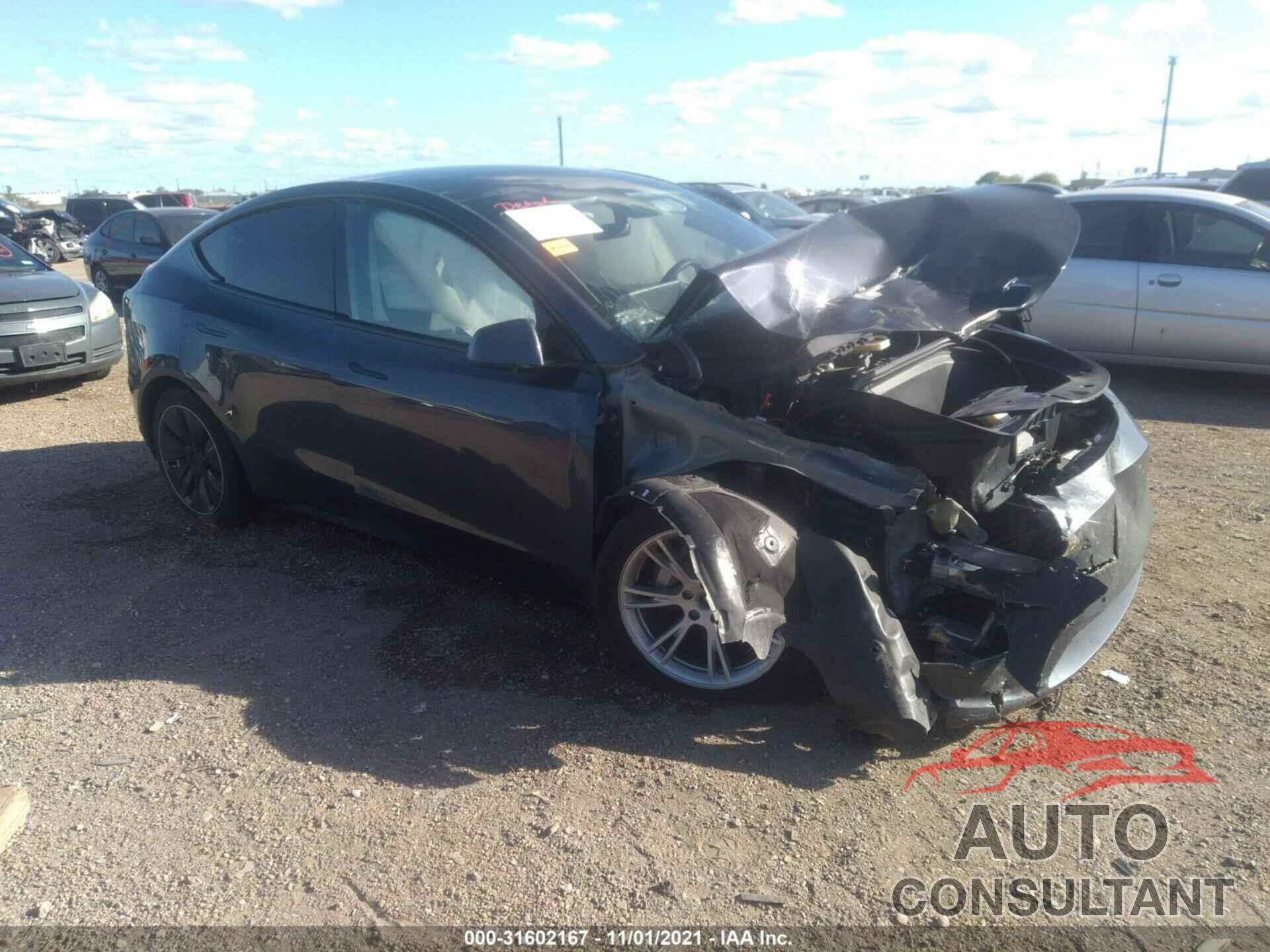TESLA MODEL Y 2020 - 5YJYGDEF7LF005821
