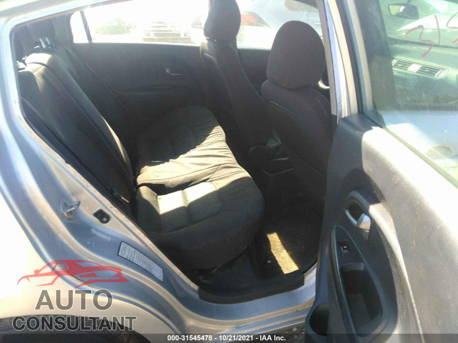KIA RIO 2017 - KNADM4A39H6028729