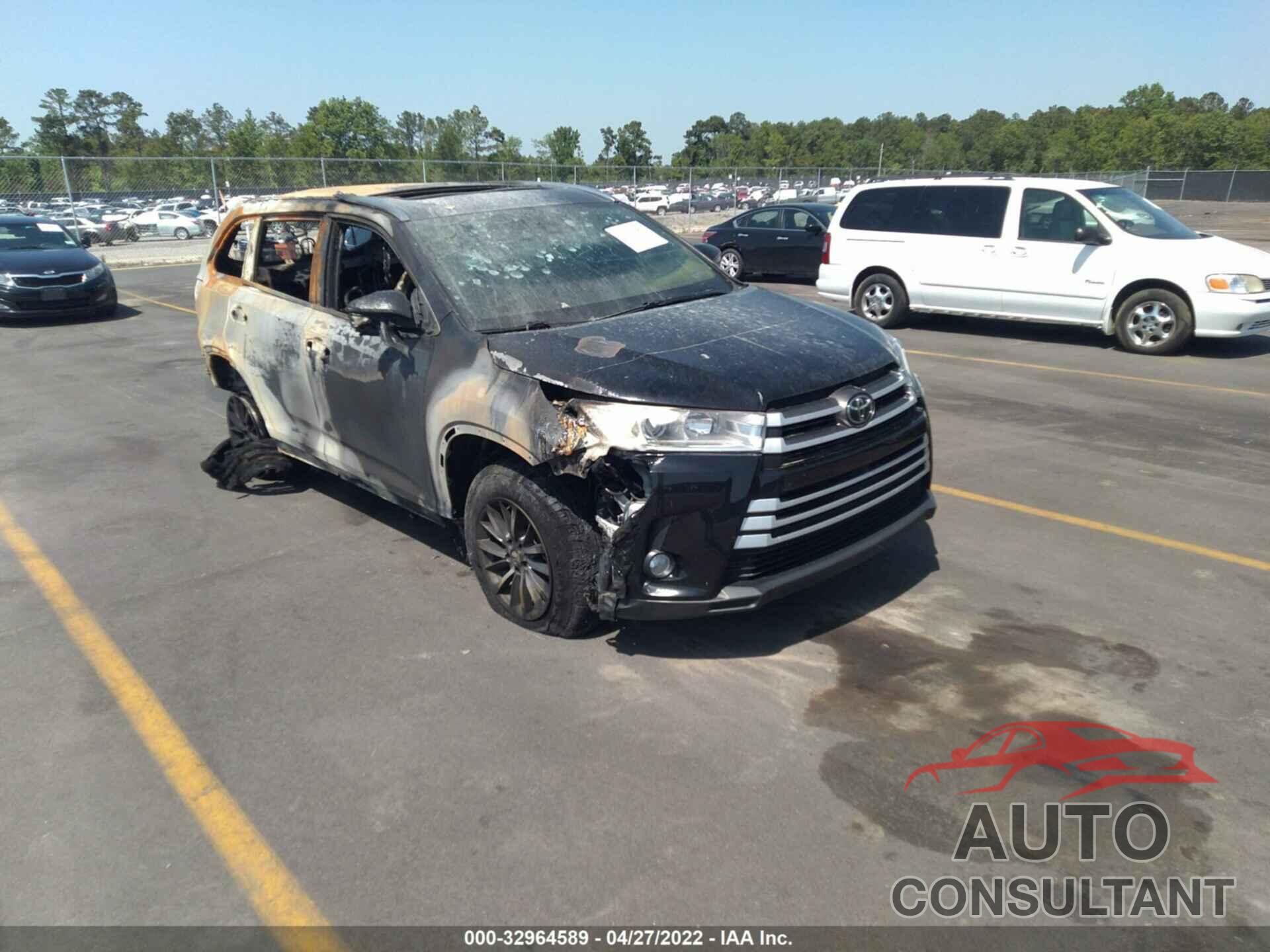 TOYOTA HIGHLANDER 2017 - 5TDKZRFH5HS195425