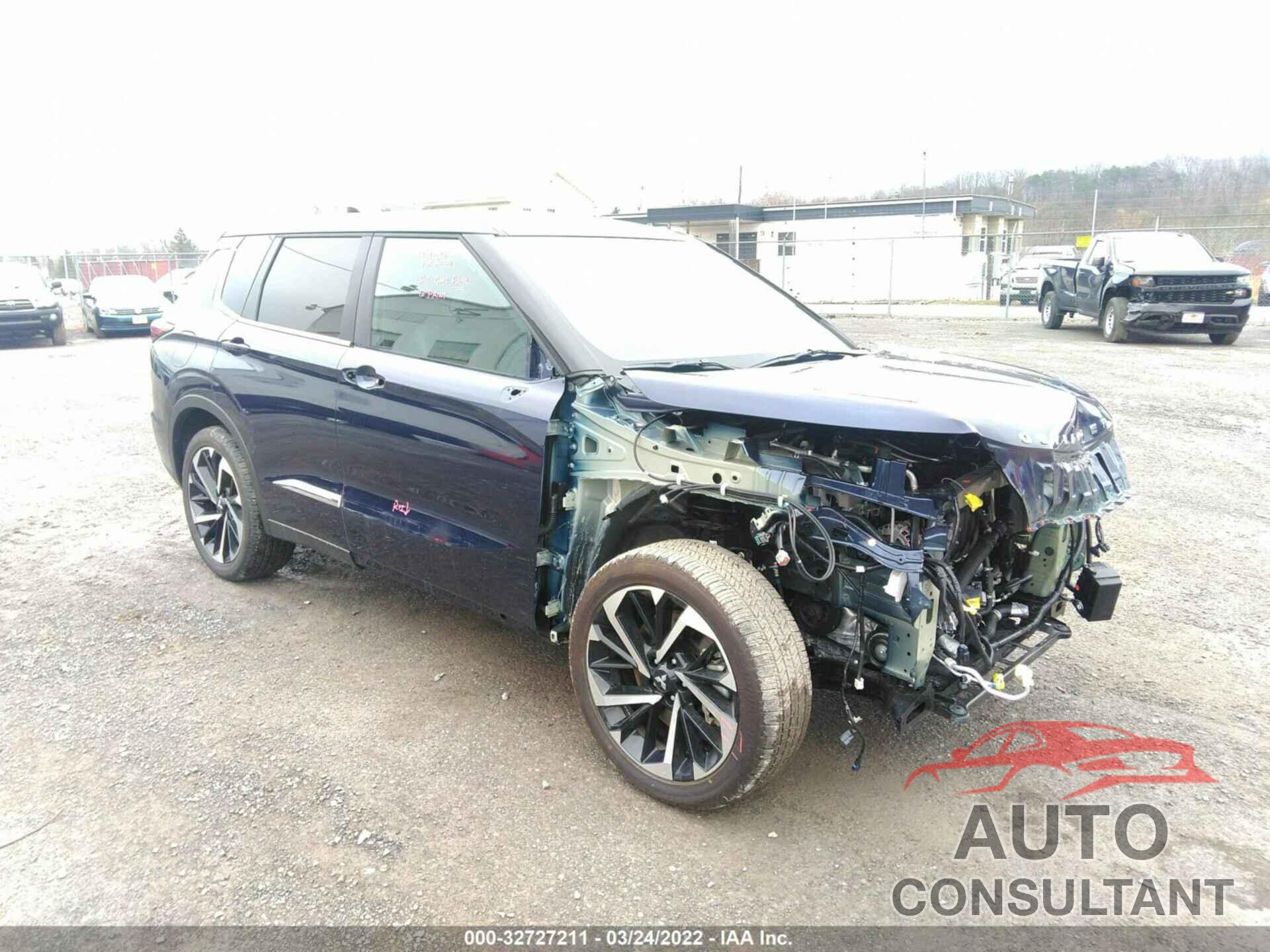 MITSUBISHI OUTLANDER 2022 - JA4J4UA81NZ035728