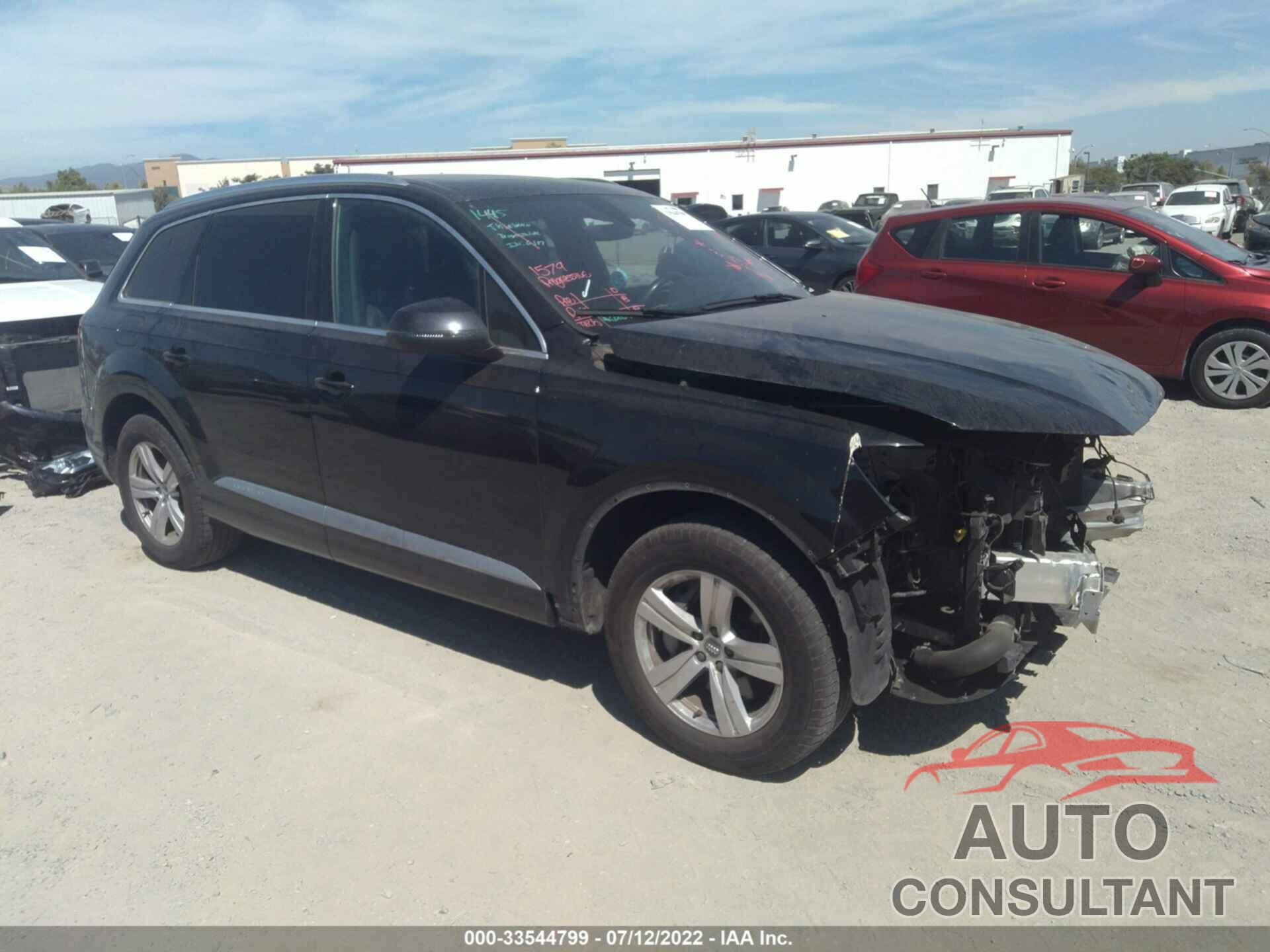 AUDI Q7 2018 - WA1LHAF78JD003443