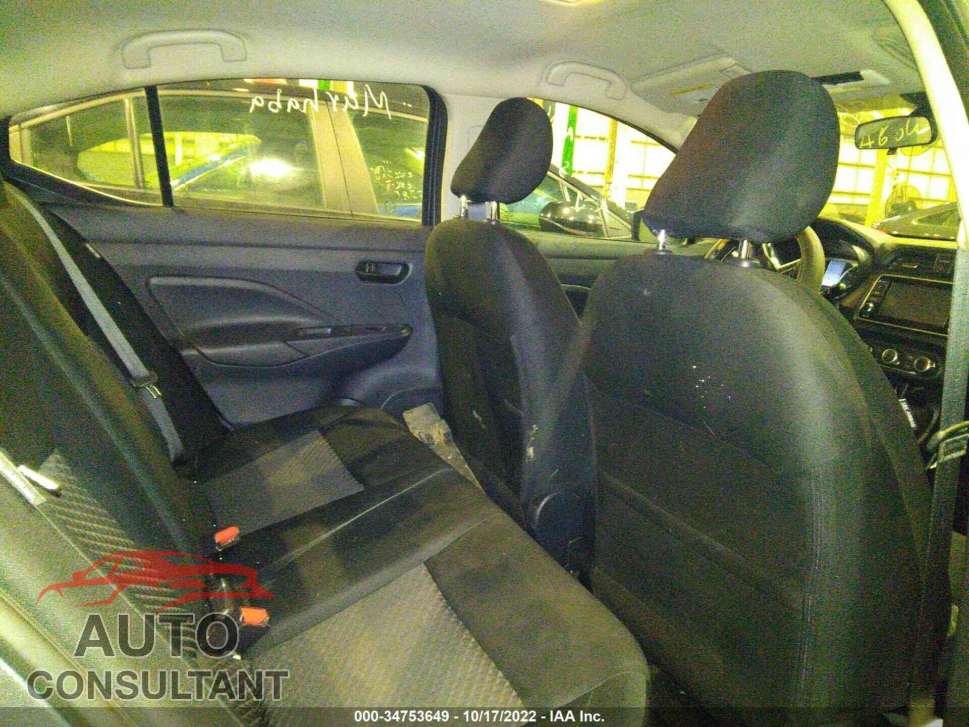 NISSAN VERSA 2020 - 001CN8DV0LL881604