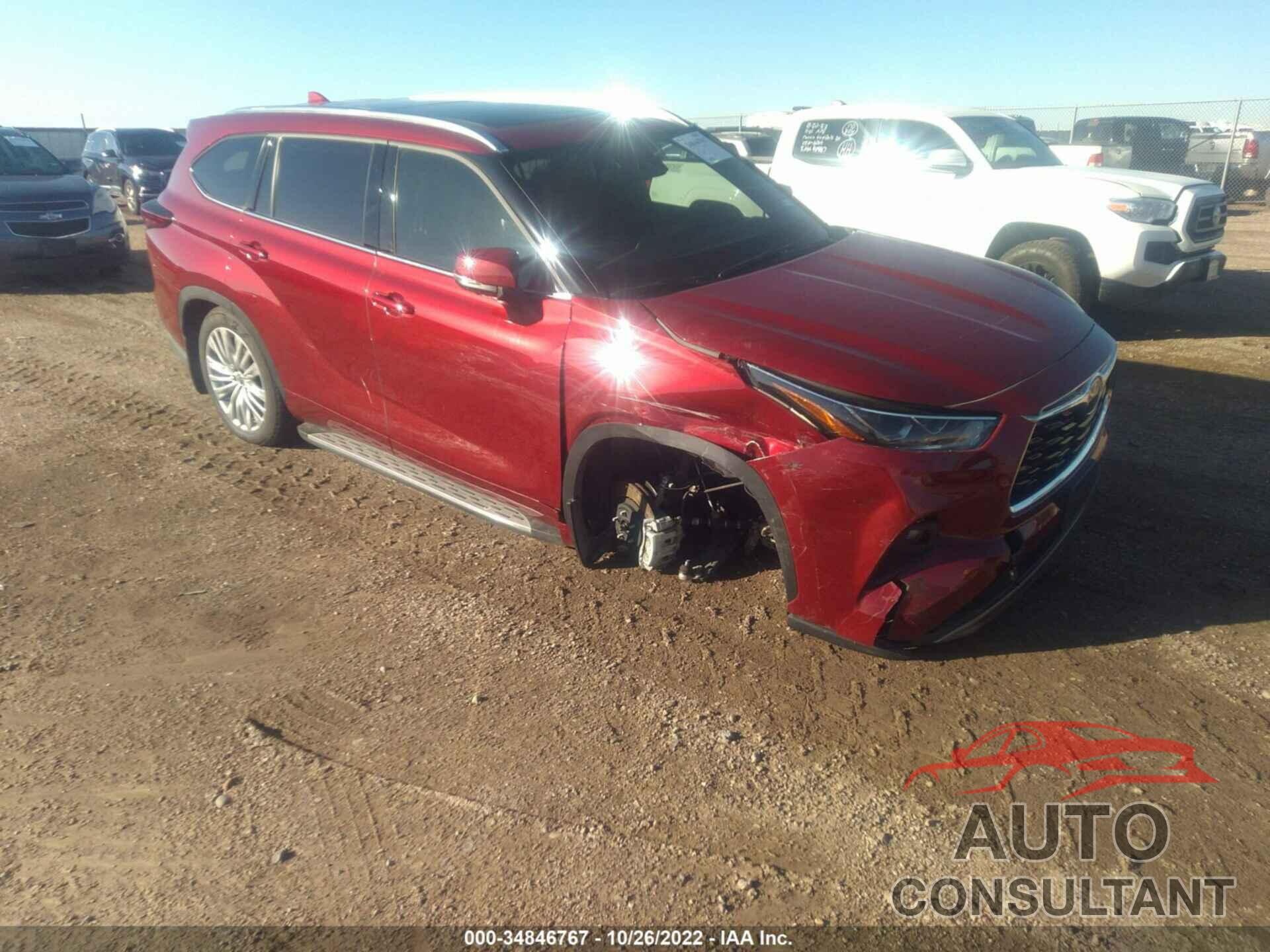 TOYOTA HIGHLANDER 2022 - 5TDFZRBHXNS188280