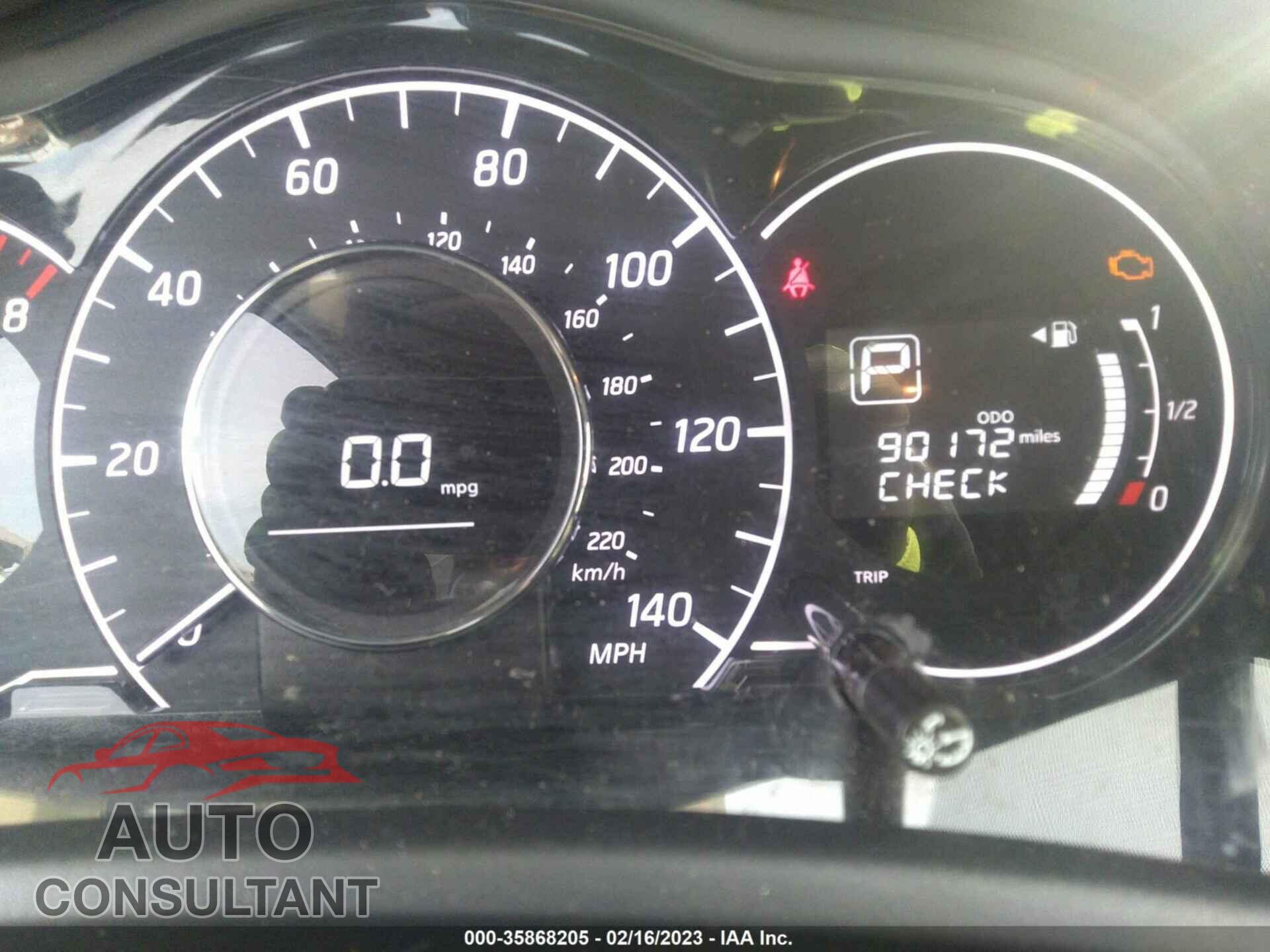 NISSAN VERSA NOTE 2017 - 3N1CE2CP3HL372341