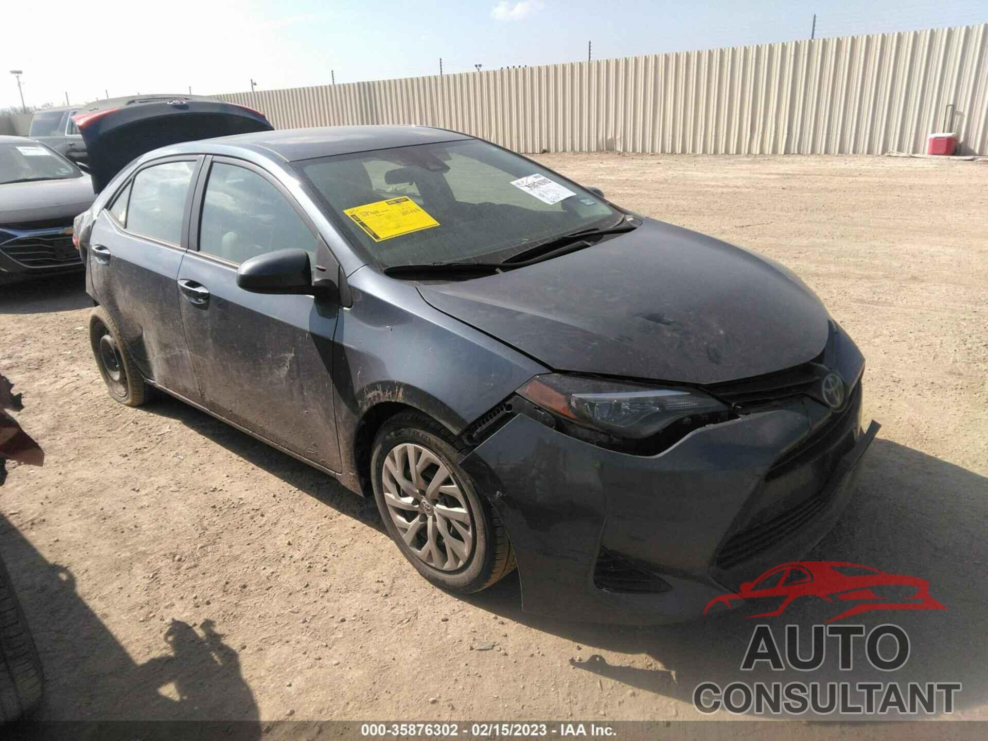 TOYOTA COROLLA 2018 - 2T1BURHE5JC071042