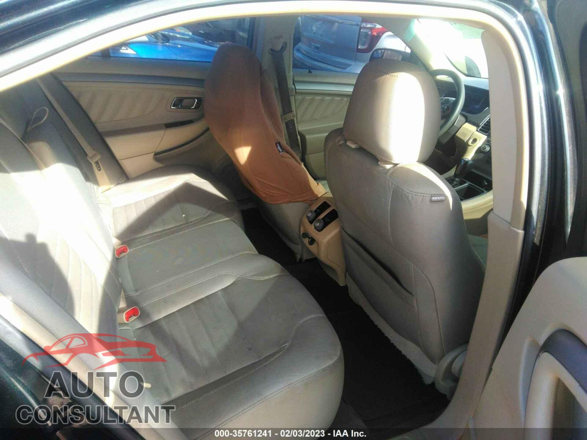 FORD TAURUS 2015 - 1FAHP2D85FG132302