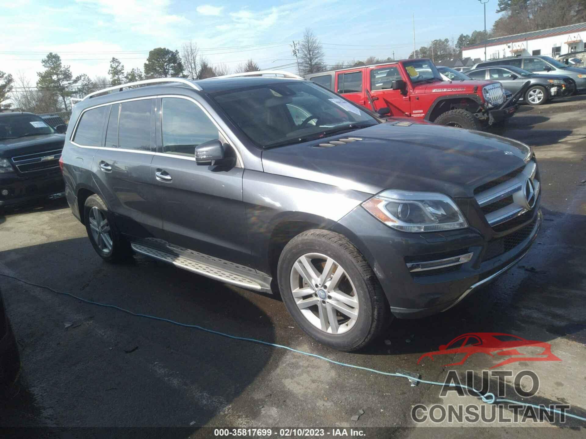 MERCEDES-BENZ GL 2016 - 4JGDF6EE2GA660161