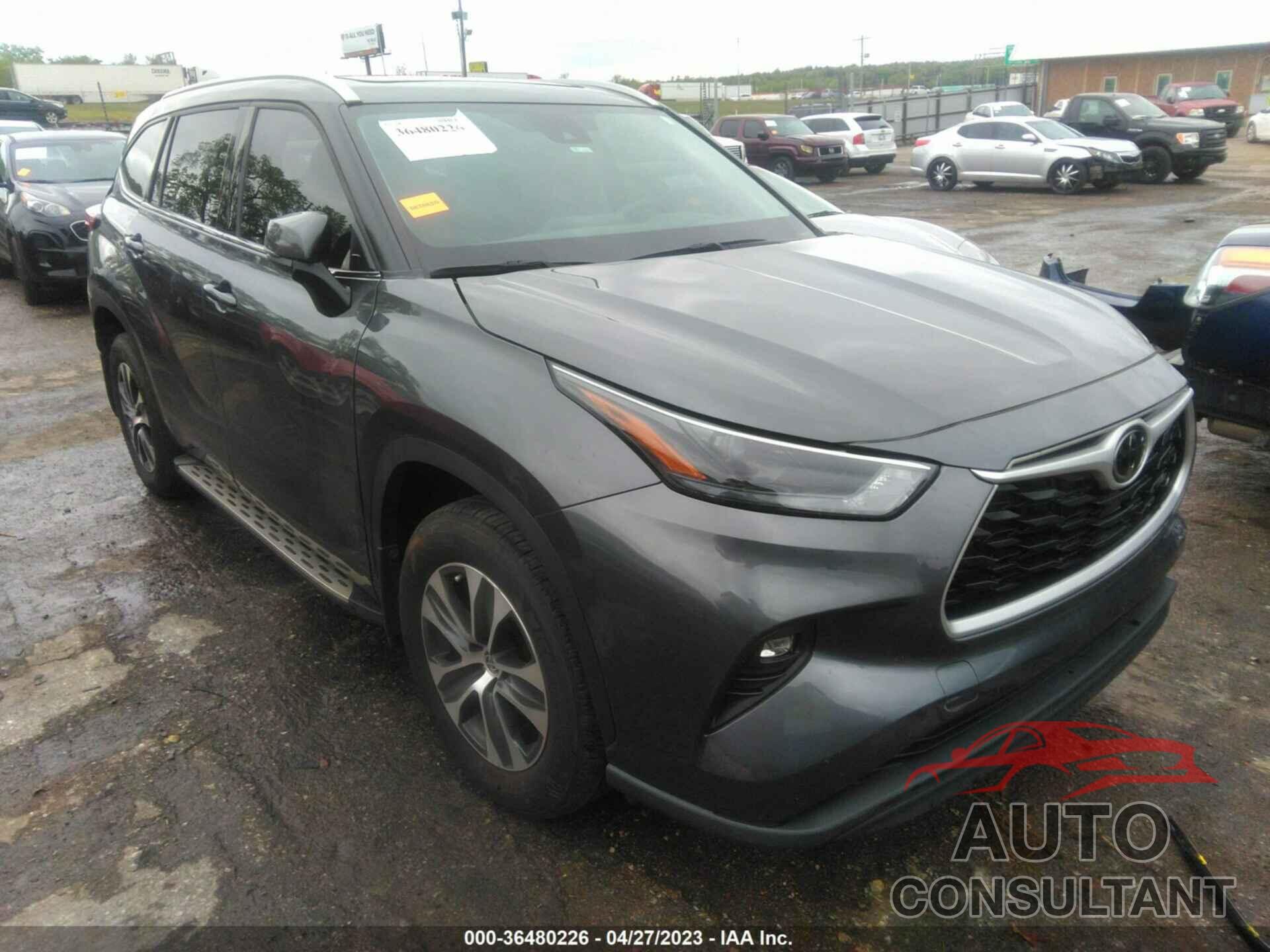 TOYOTA HIGHLANDER 2022 - 5TDGZRBHXNS185870