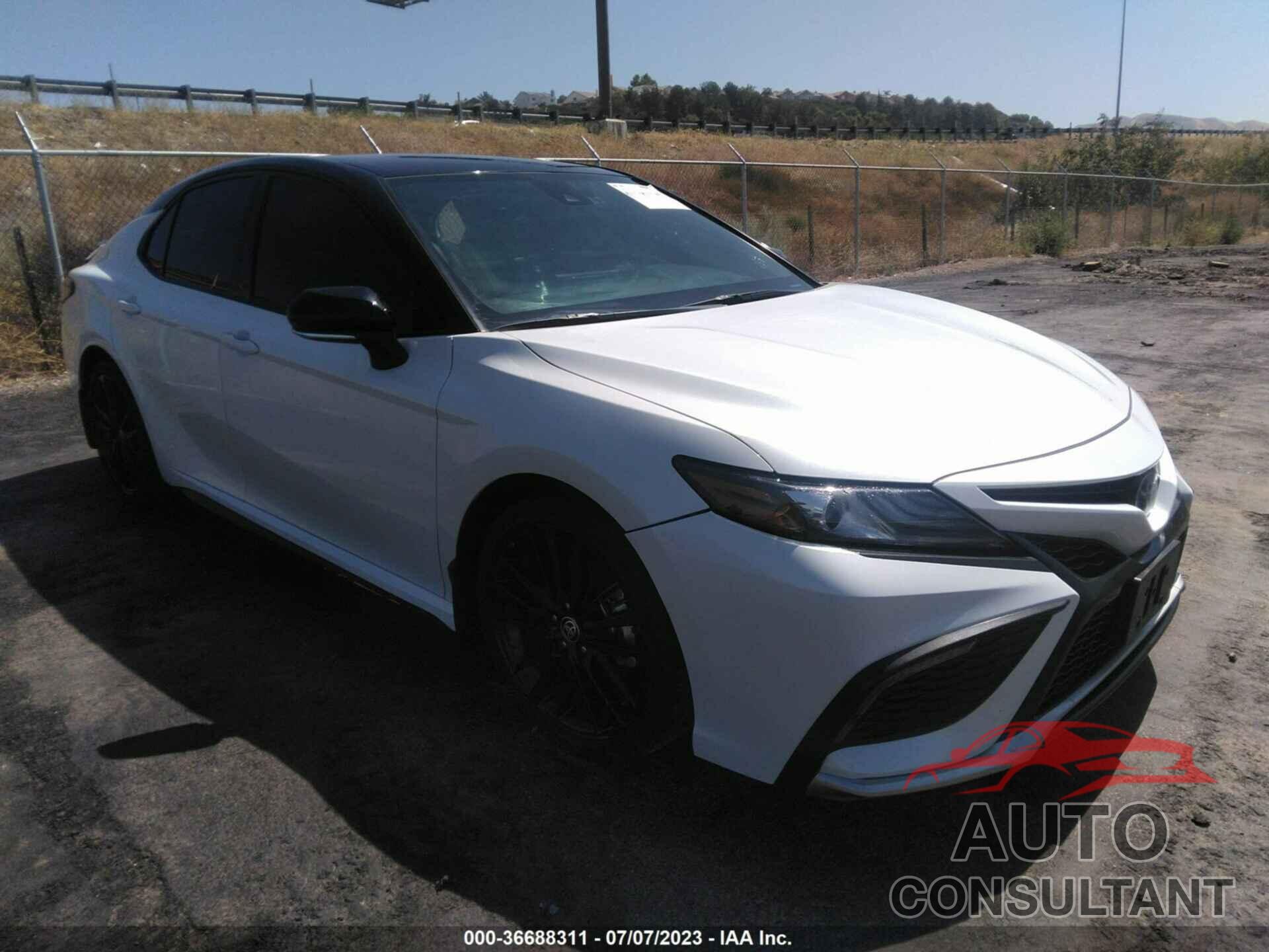 TOYOTA CAMRY 2023 - 4T1K31AK0PU051163