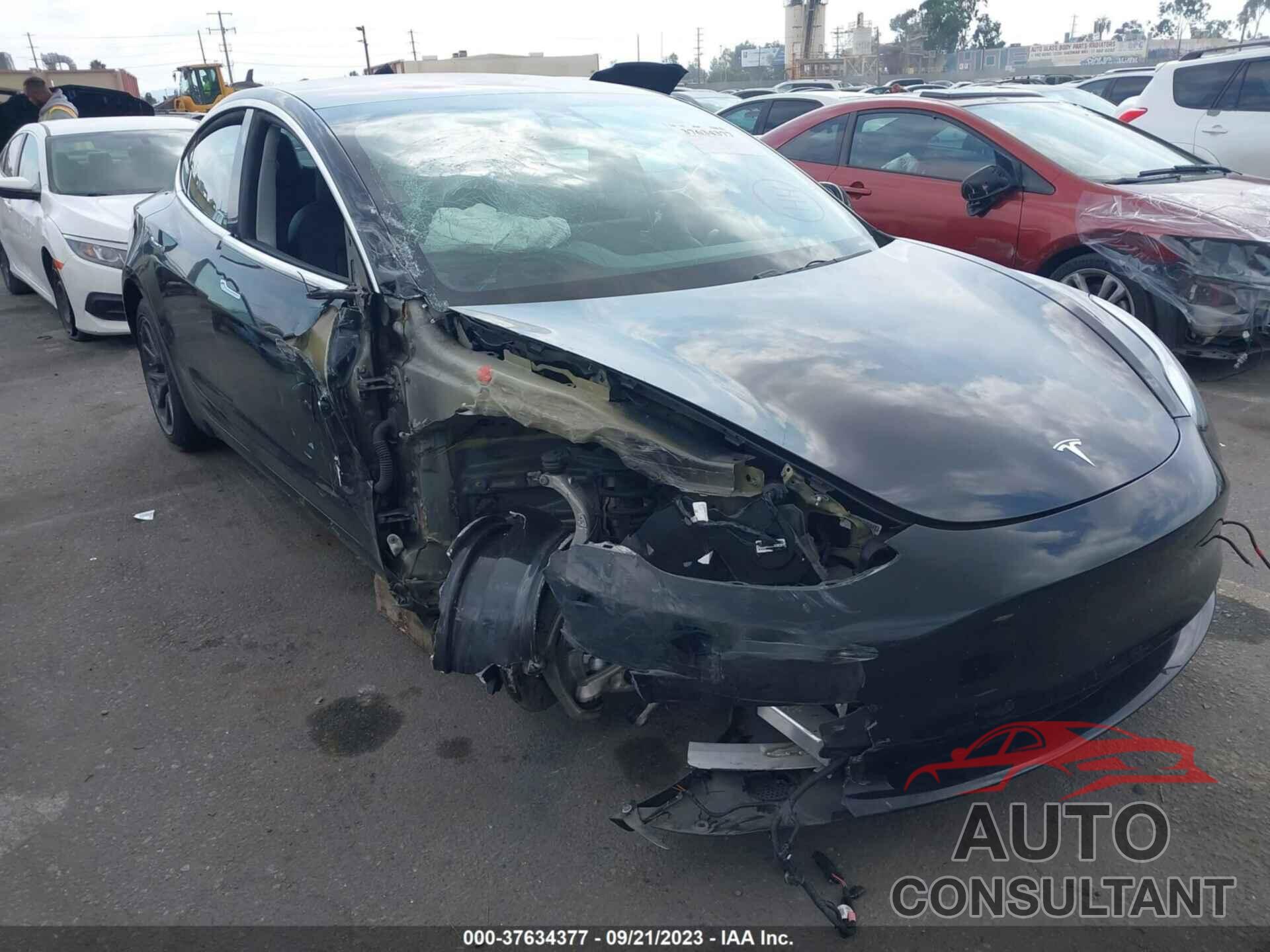 TESLA MODEL 3 2018 - 5YJ3E1EA0JF173302