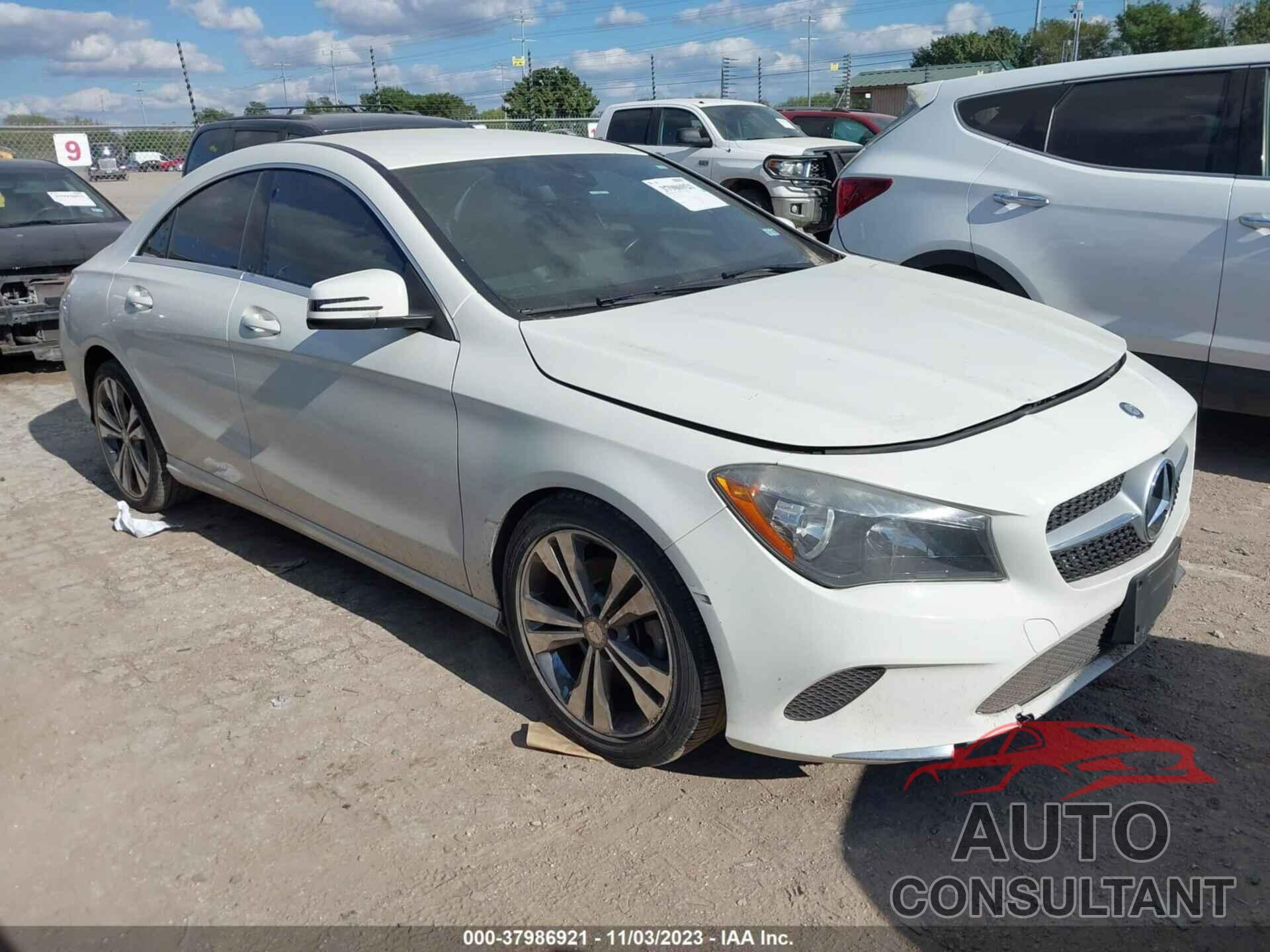 MERCEDES-BENZ CLA 250 2017 - WDDSJ4EB8HN398490