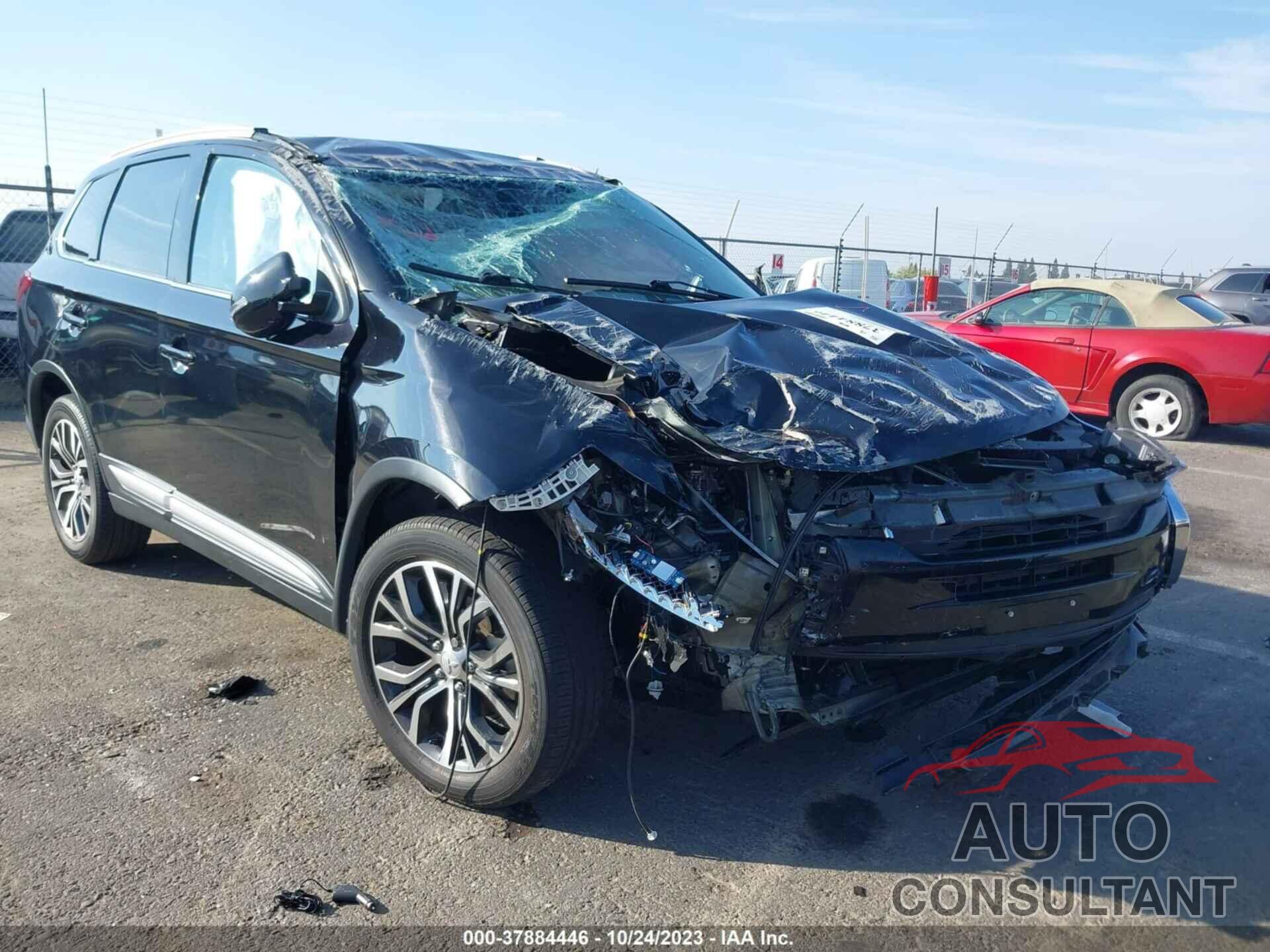 MITSUBISHI OUTLANDER 2018 - JA4AD3A32JZ064342