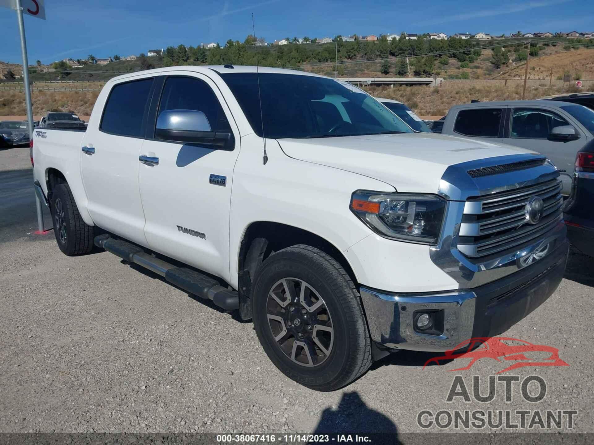 TOYOTA TUNDRA 2018 - 5TFFY5F16JX235284