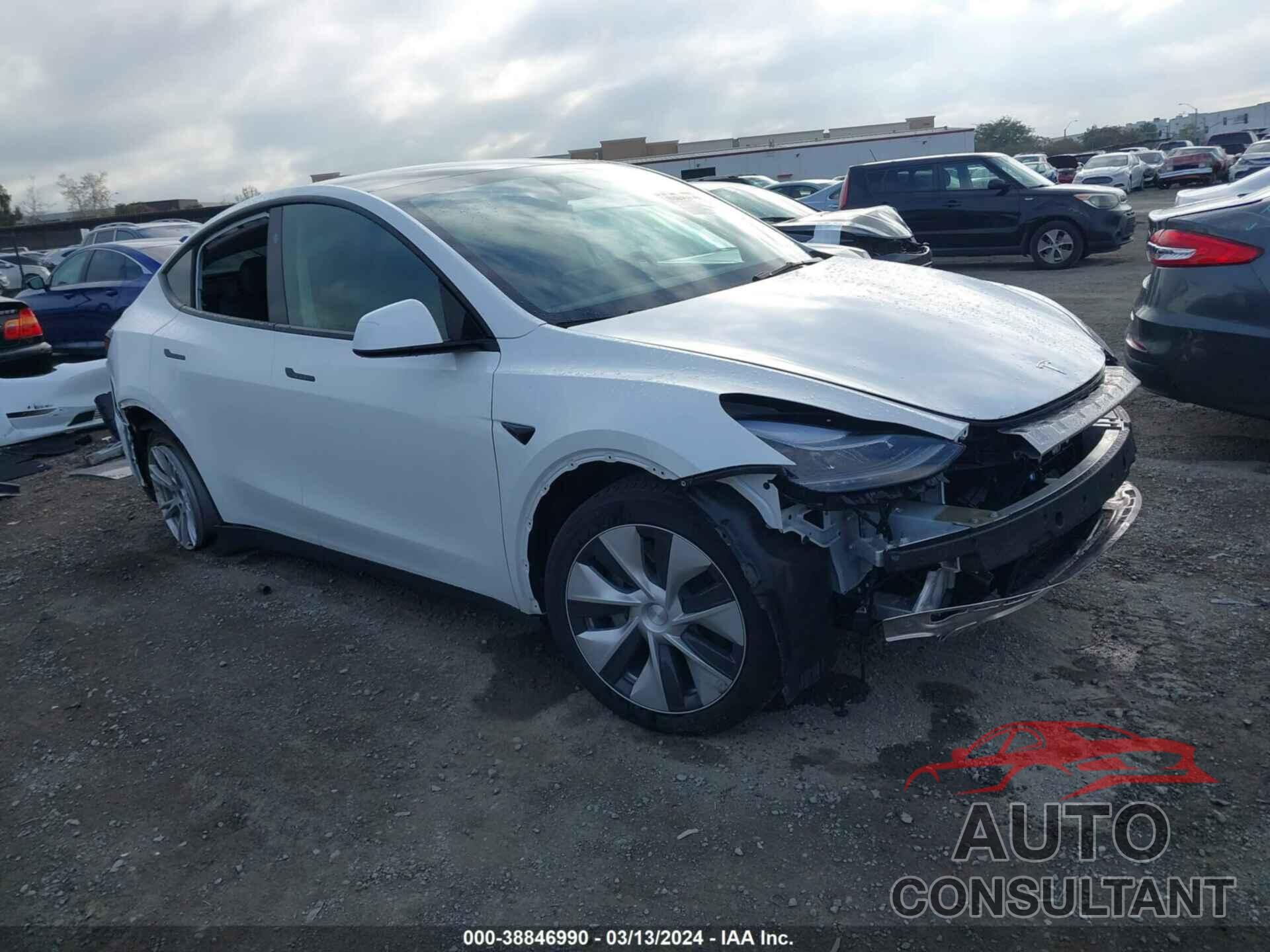 TESLA MODEL Y 2023 - 7SAYGDEE0PF813394