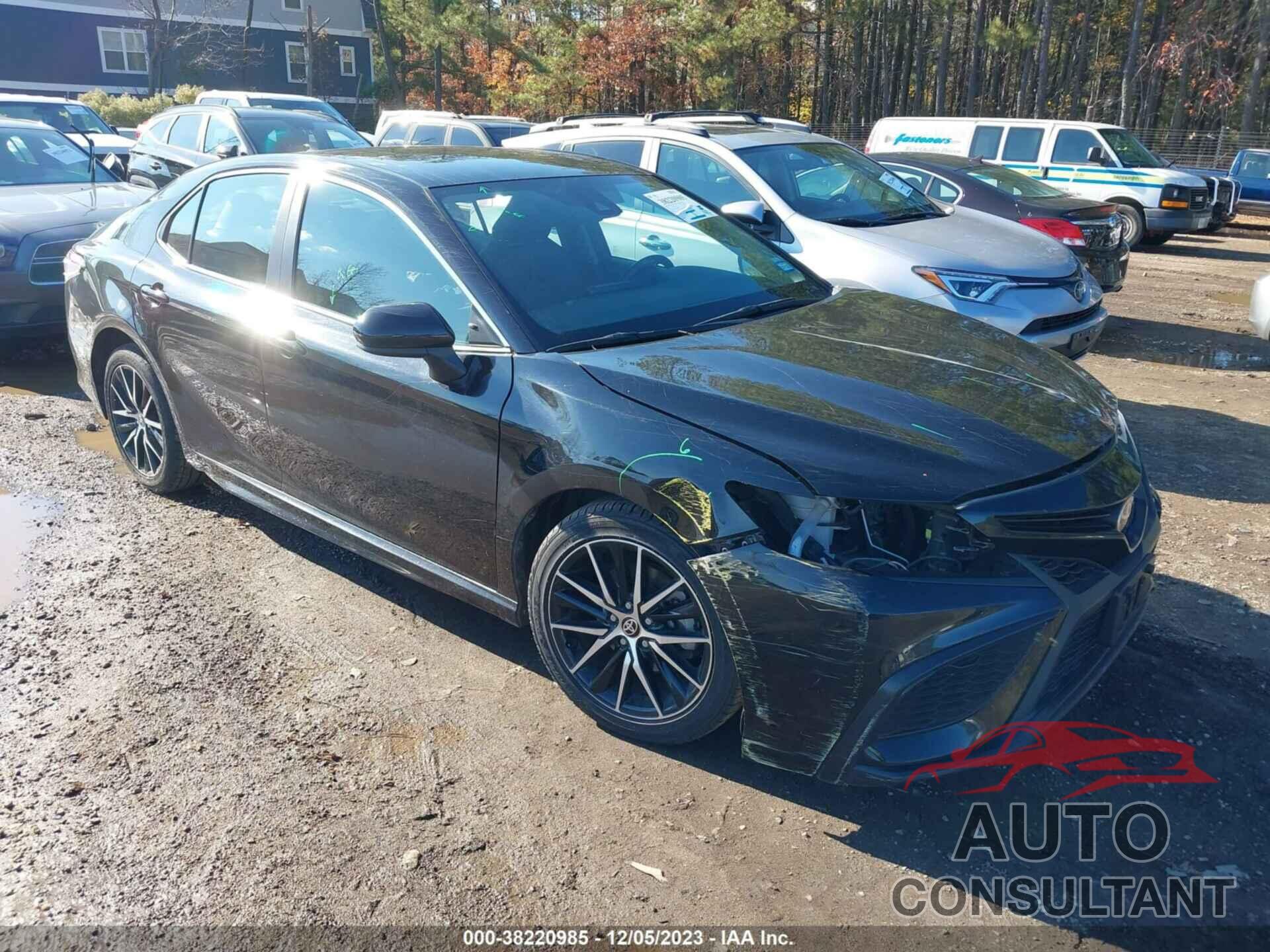 TOYOTA CAMRY 2021 - 4T1G11AK8MU548081