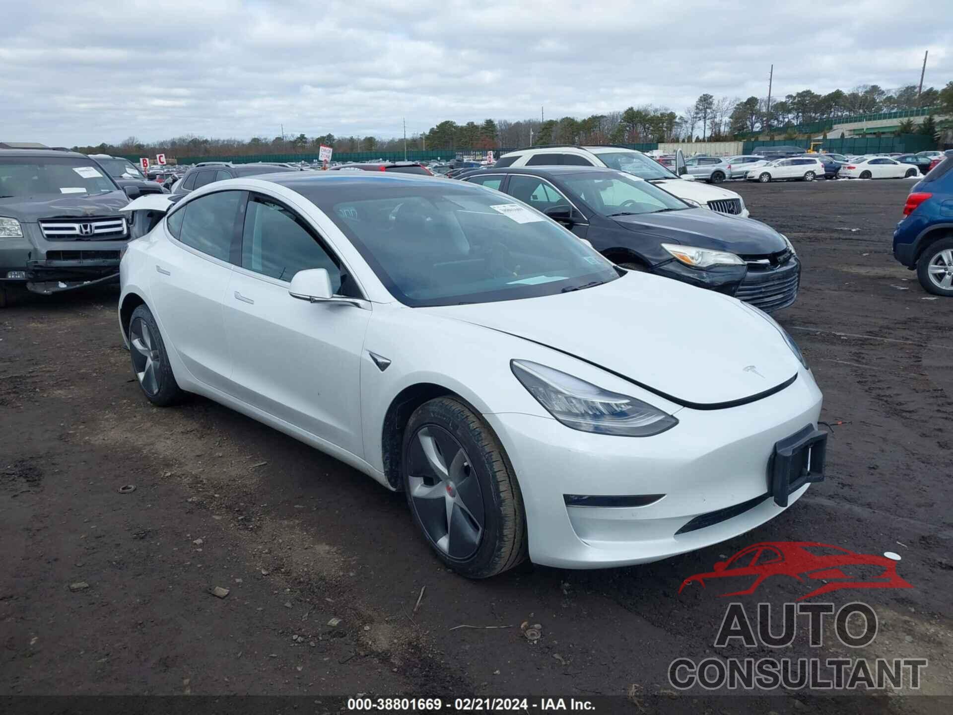 TESLA MODEL 3 2019 - 5YJ3E1EB7KF493646