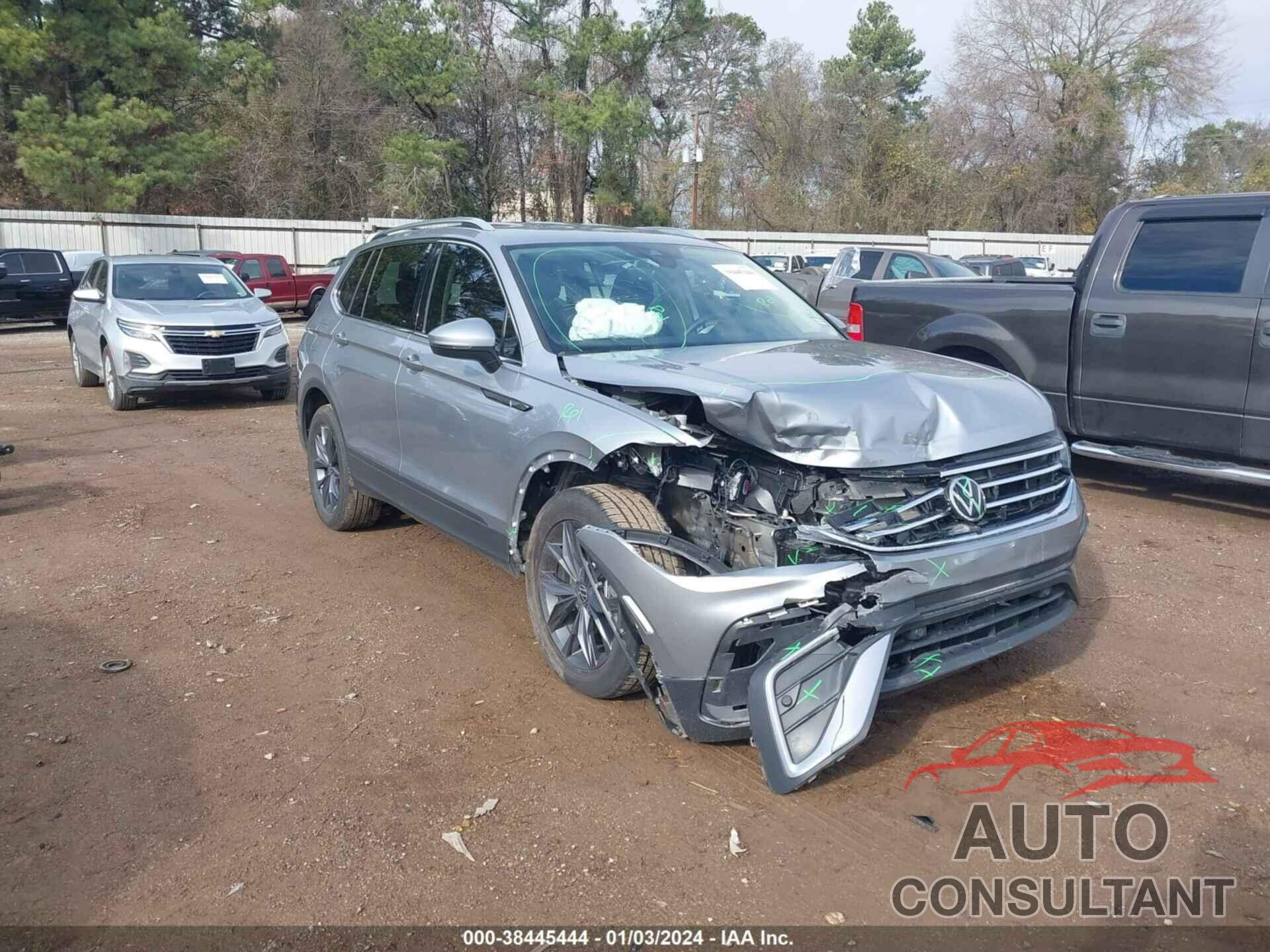 VOLKSWAGEN TIGUAN 2022 - 3VV3B7AX3NM101843