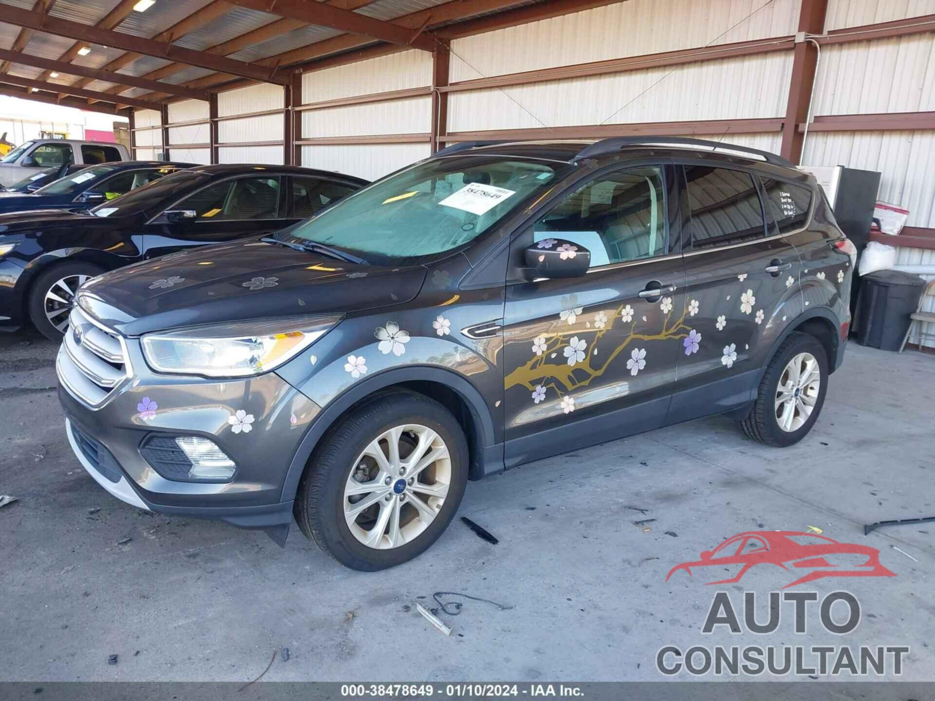 FORD ESCAPE 2018 - 1FMCU0GD1JUA65617