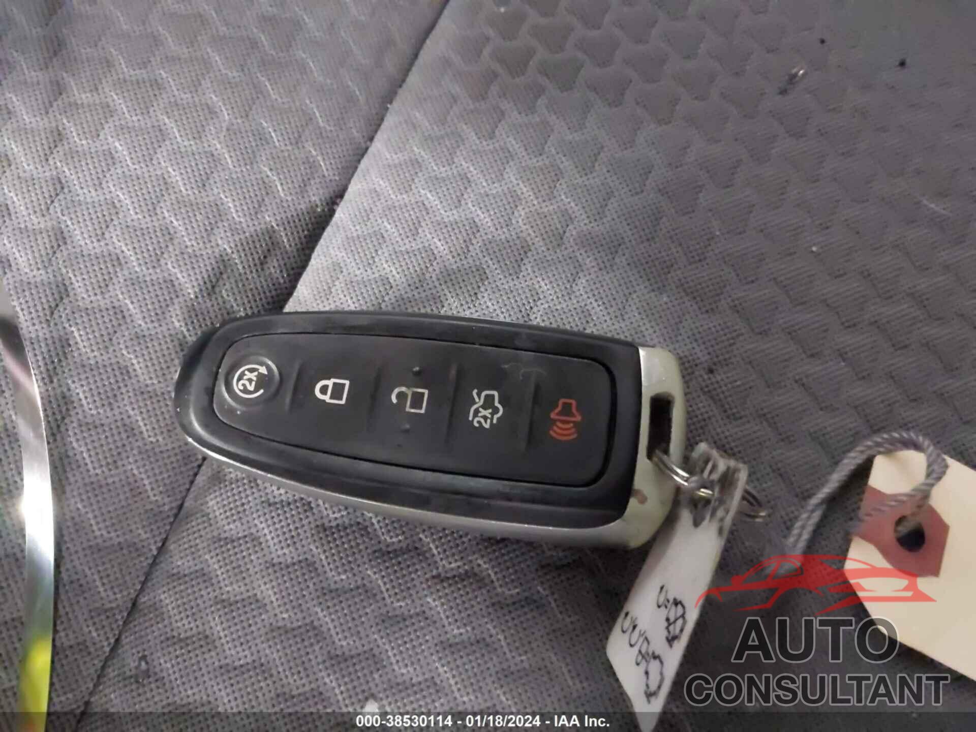 FORD ESCAPE 2019 - 1FMCU9GD9KUC50925