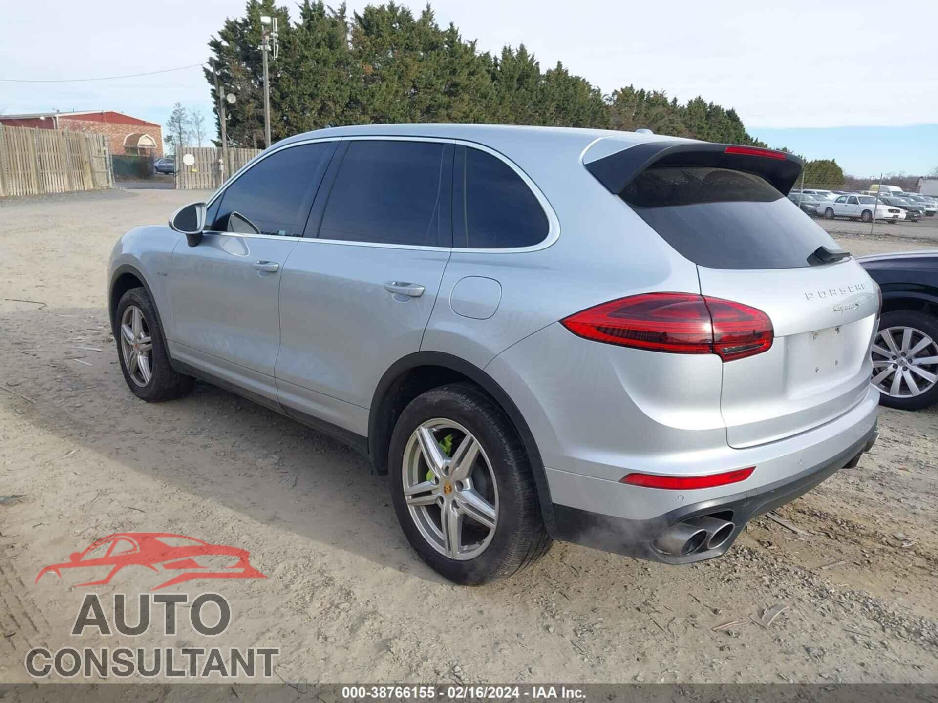 PORSCHE CAYENNE E-HYBRID 2016 - WP1AE2A20GLA61812