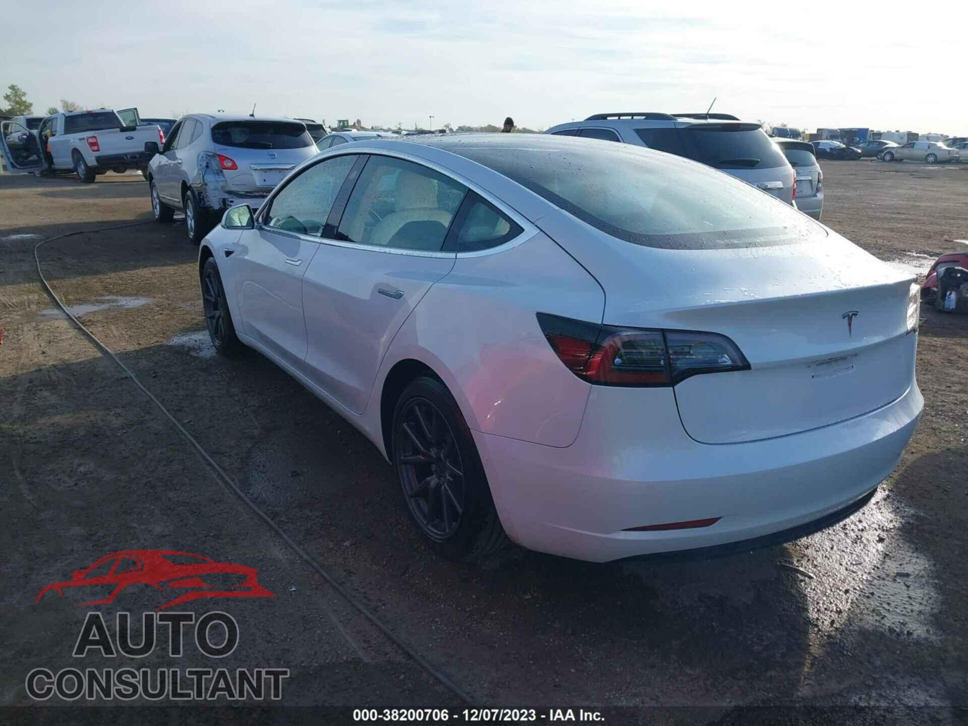 TESLA MODEL 3 2020 - 5YJ3E1EA2LF718208