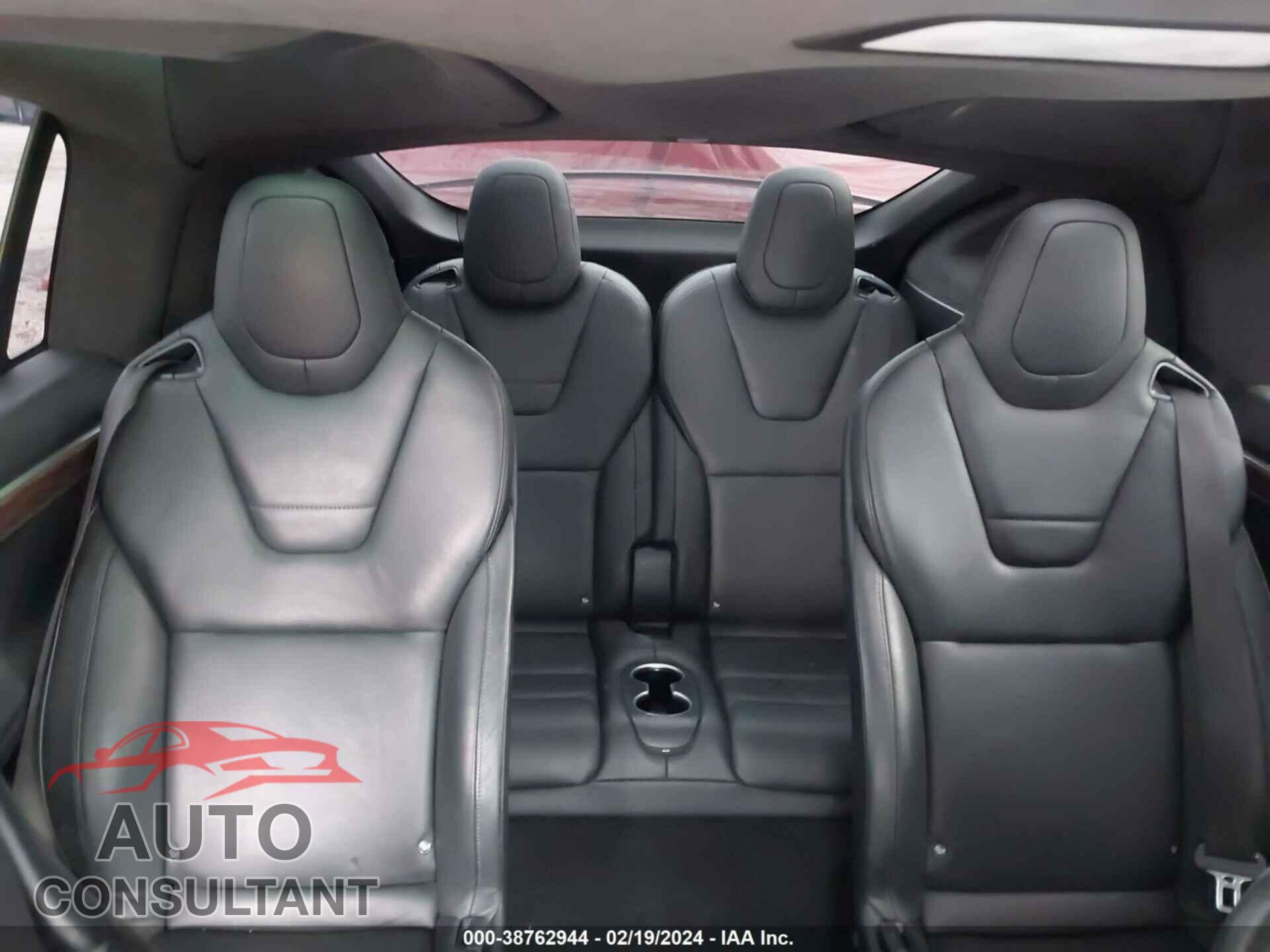 TESLA MODEL X 2016 - 5YJXCBE21GF004632