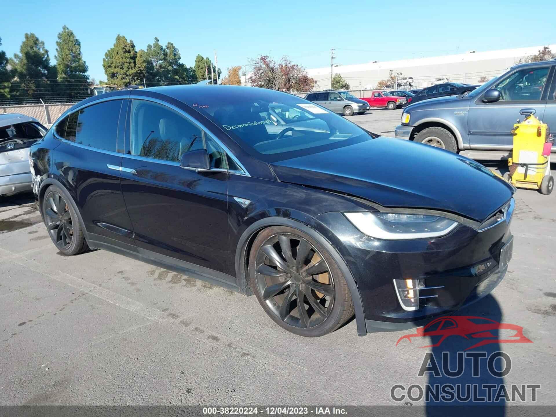 TESLA MODEL X 2016 - 5YJXCBE25GF014743