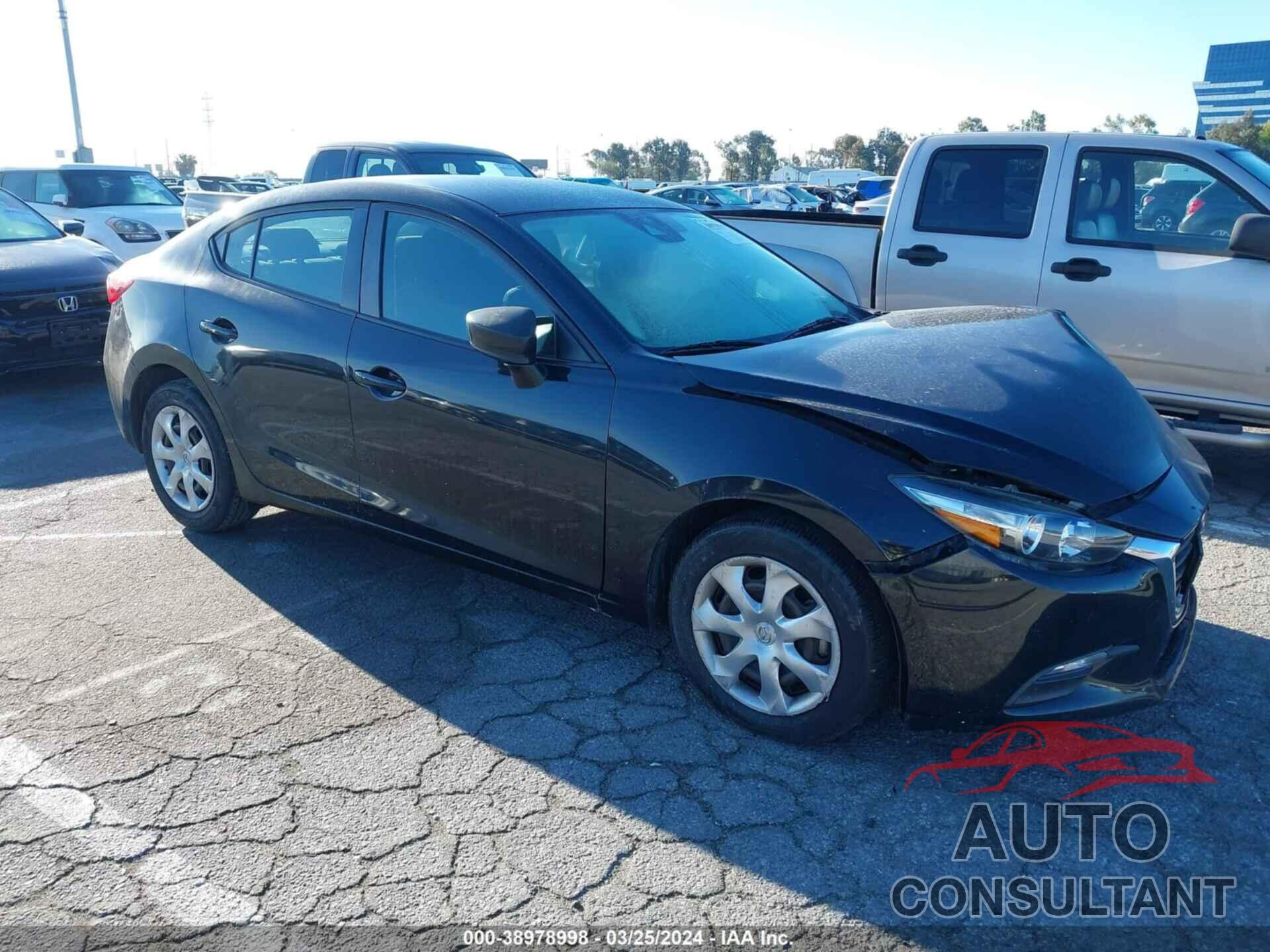 MAZDA 3 2018 - 3MZBN1U70JM204476