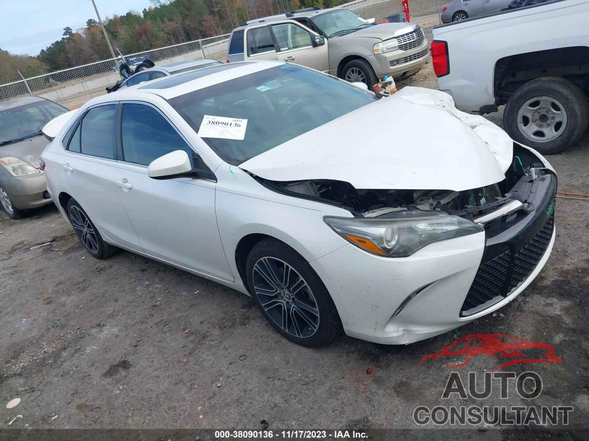 TOYOTA CAMRY 2016 - 4T1BF1FK2GU141429